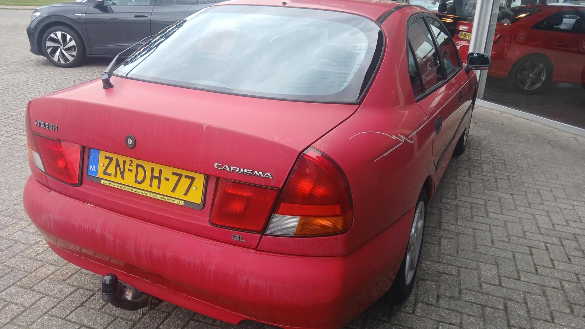 Foto van Mitsubishi Carisma