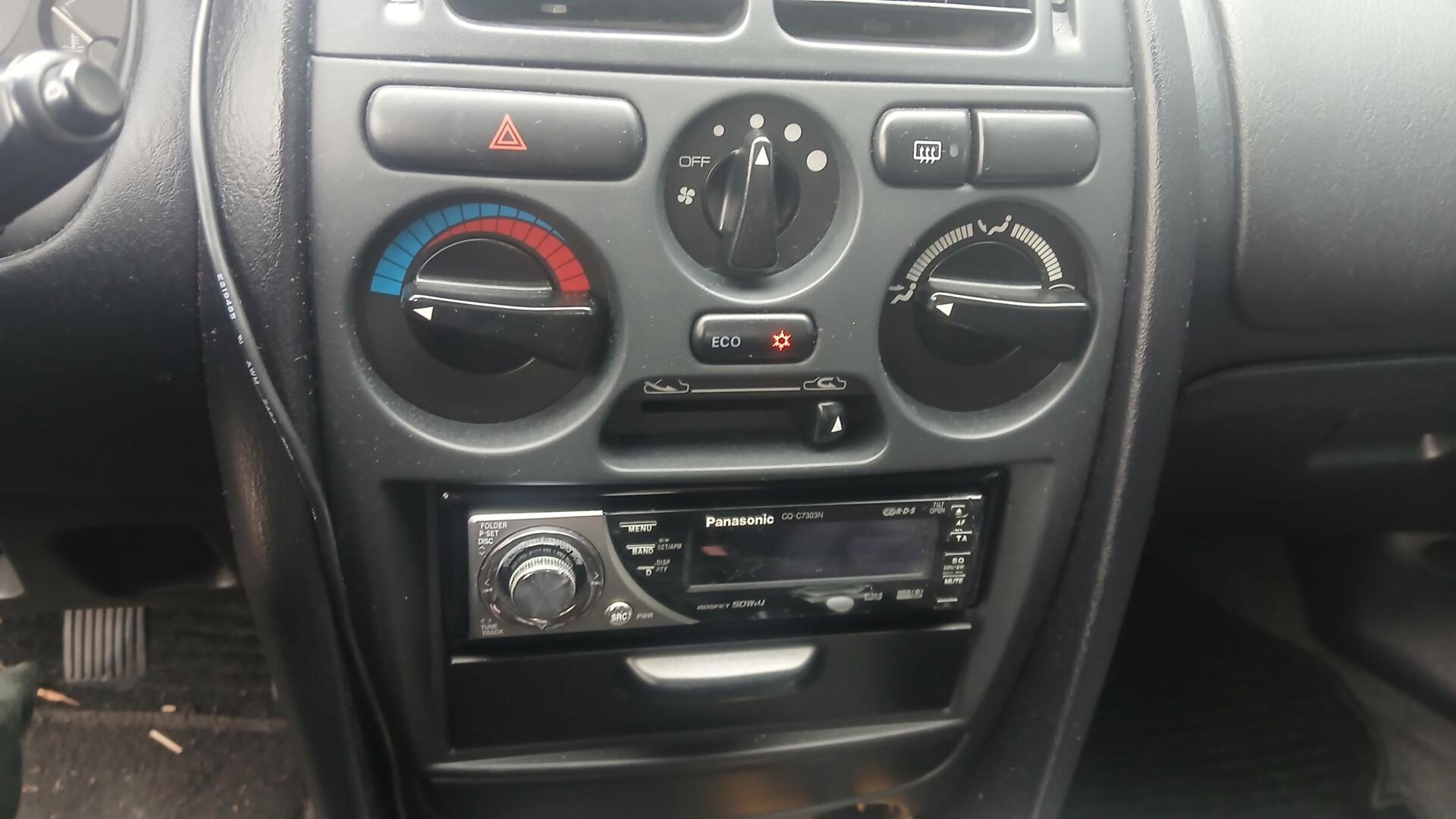 Foto van Mitsubishi Carisma