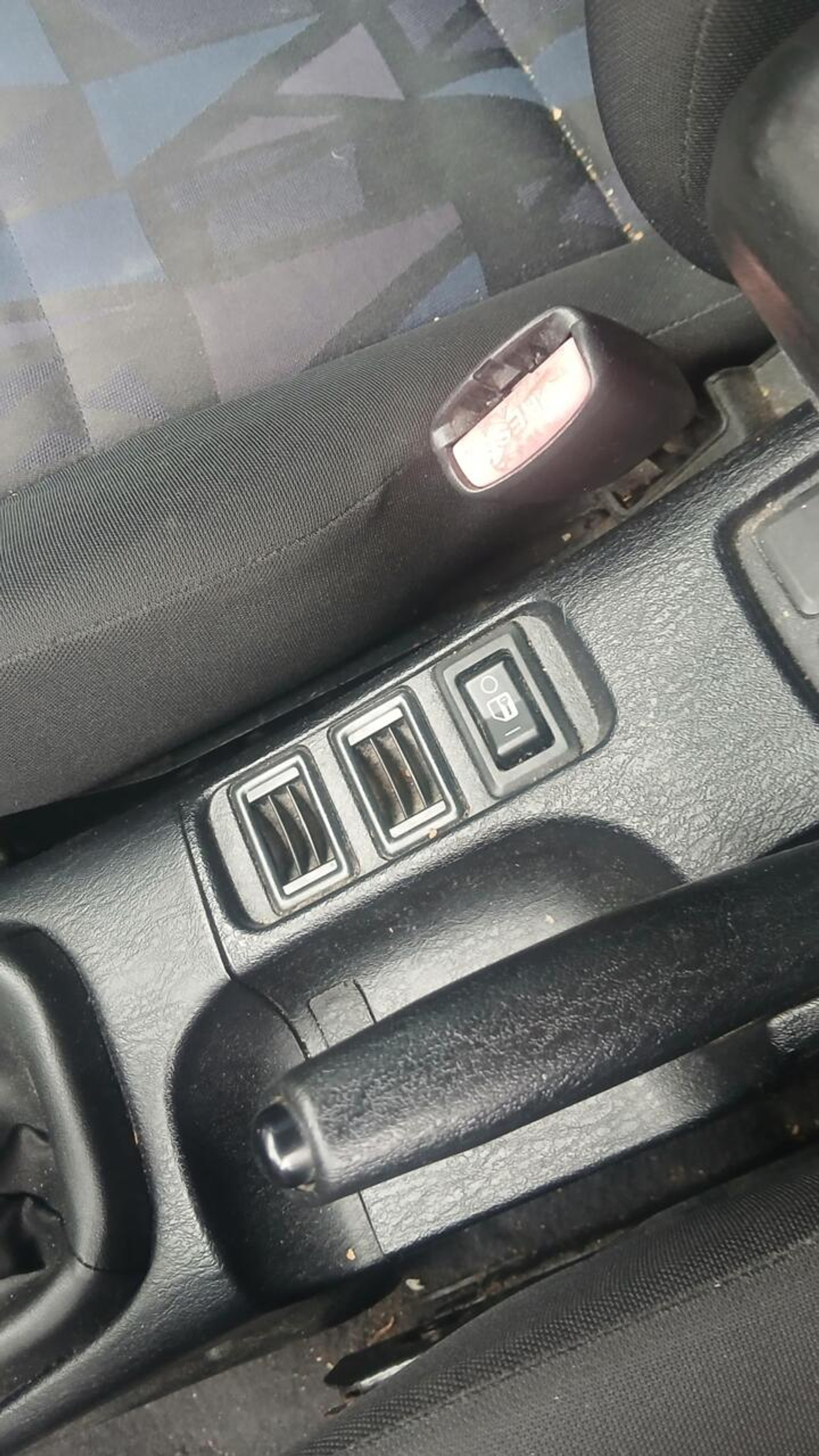 Foto van Mitsubishi Carisma