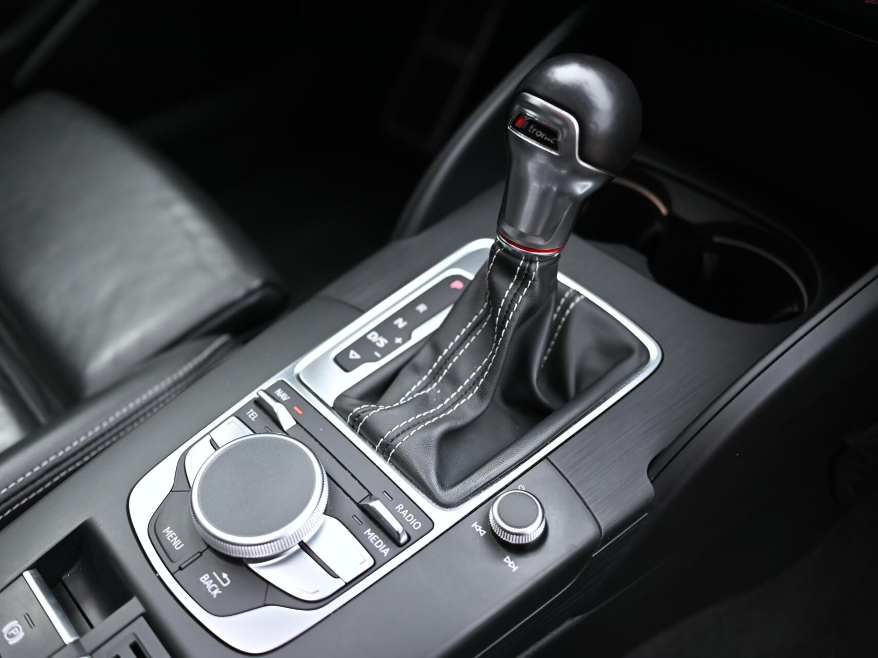 Foto van Audi S3 Sportback