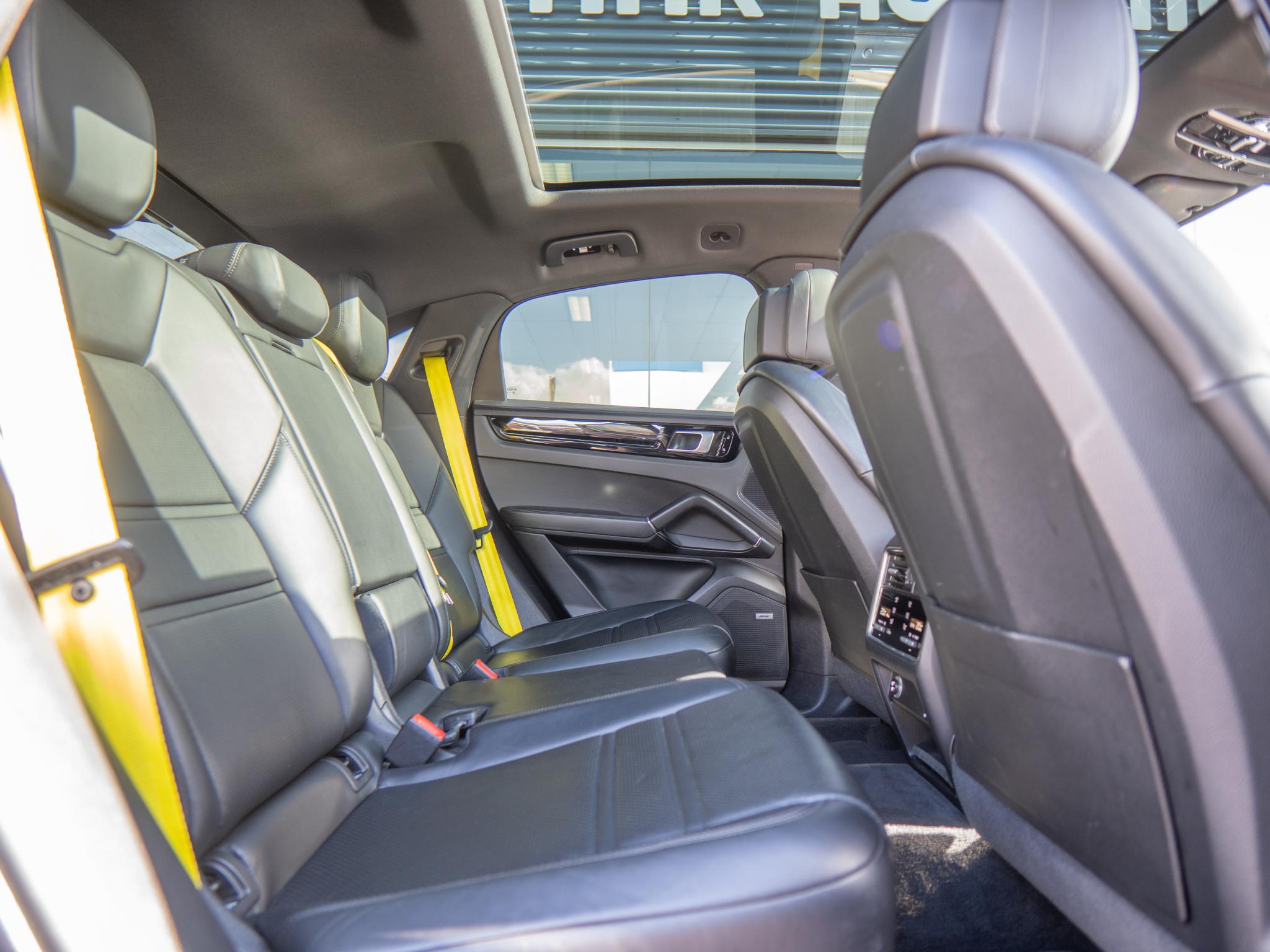 Foto van Porsche Cayenne E-hybrid
