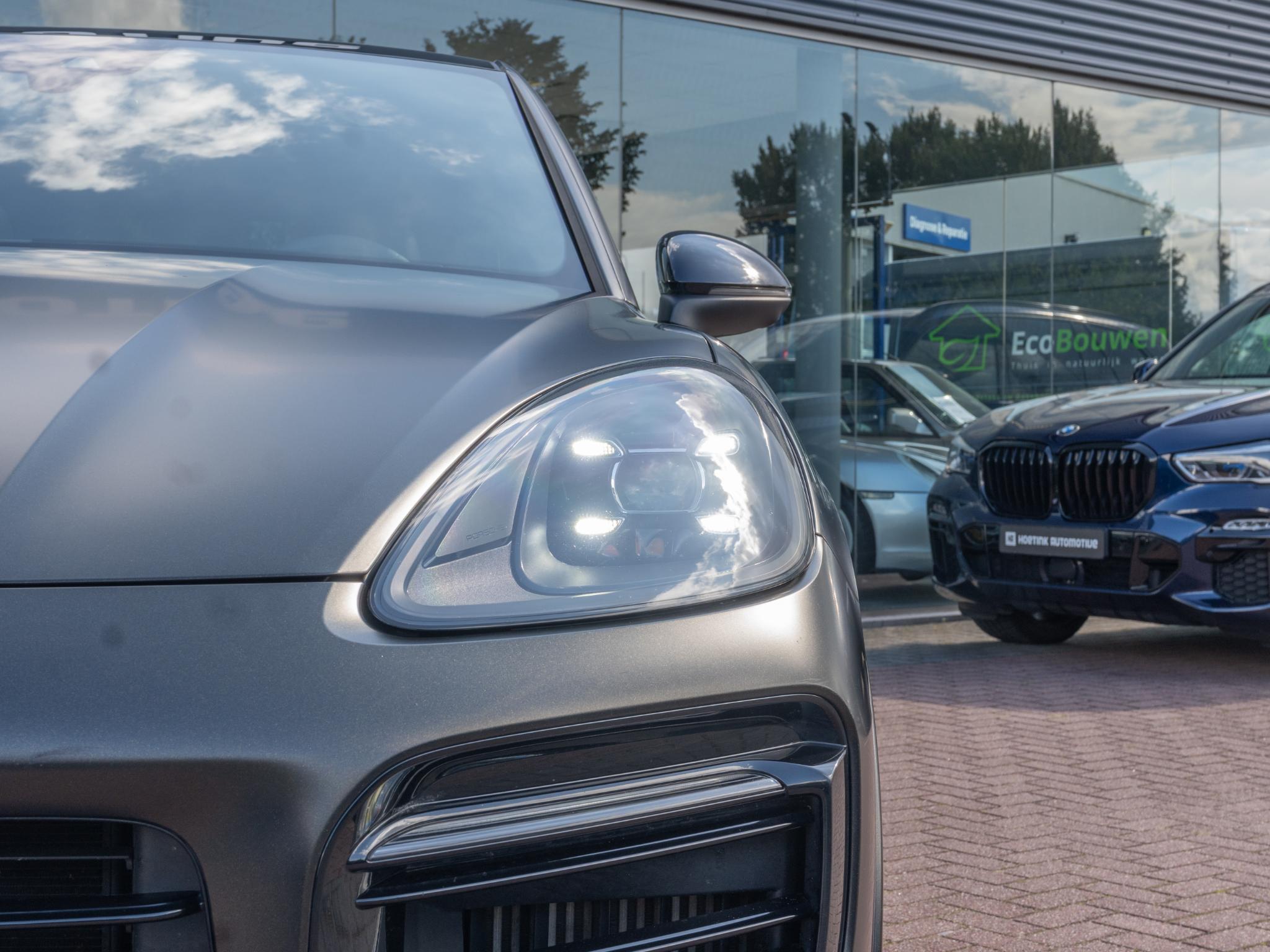 Foto van Porsche Cayenne E-hybrid
