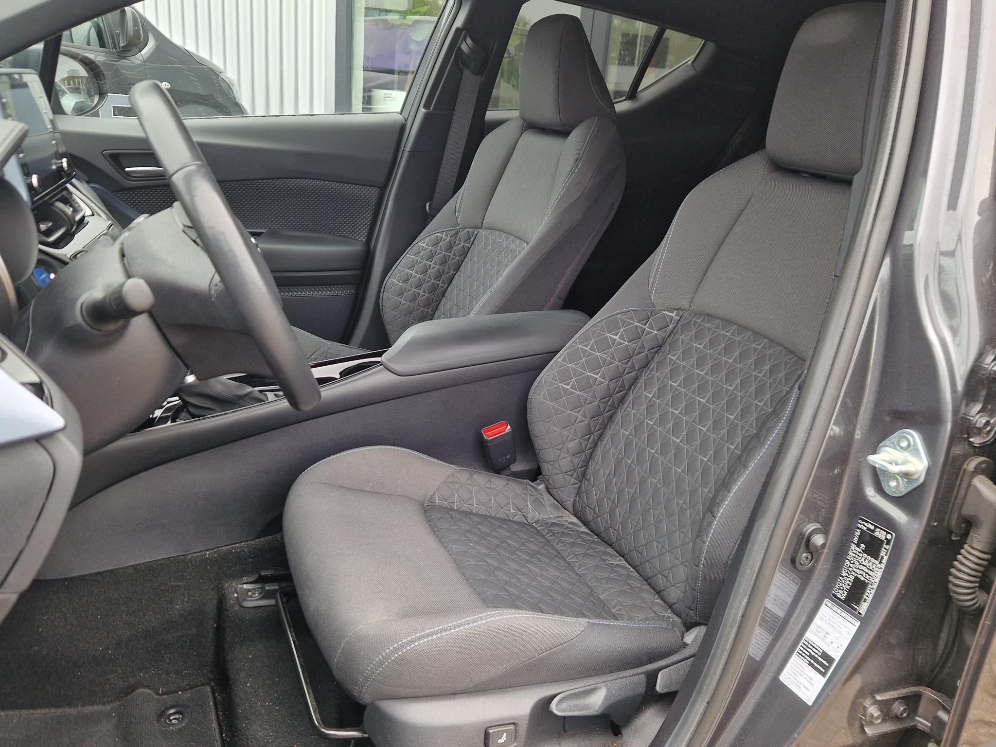 Foto van Toyota Toyota C-hr