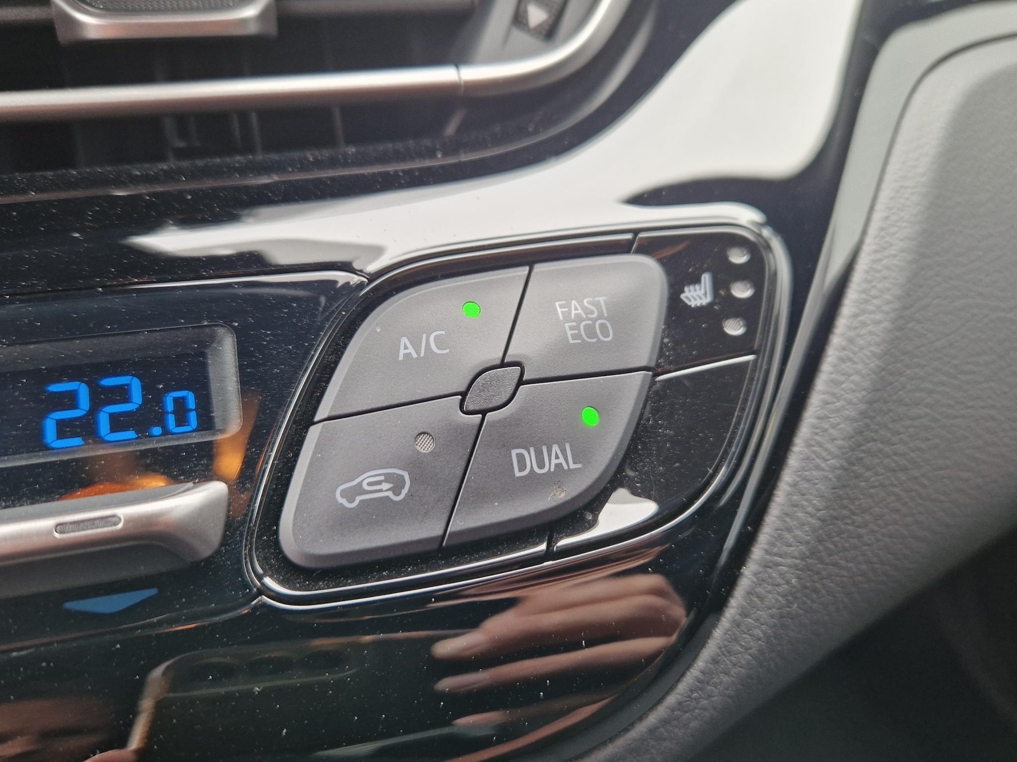 Foto van Toyota Toyota C-hr