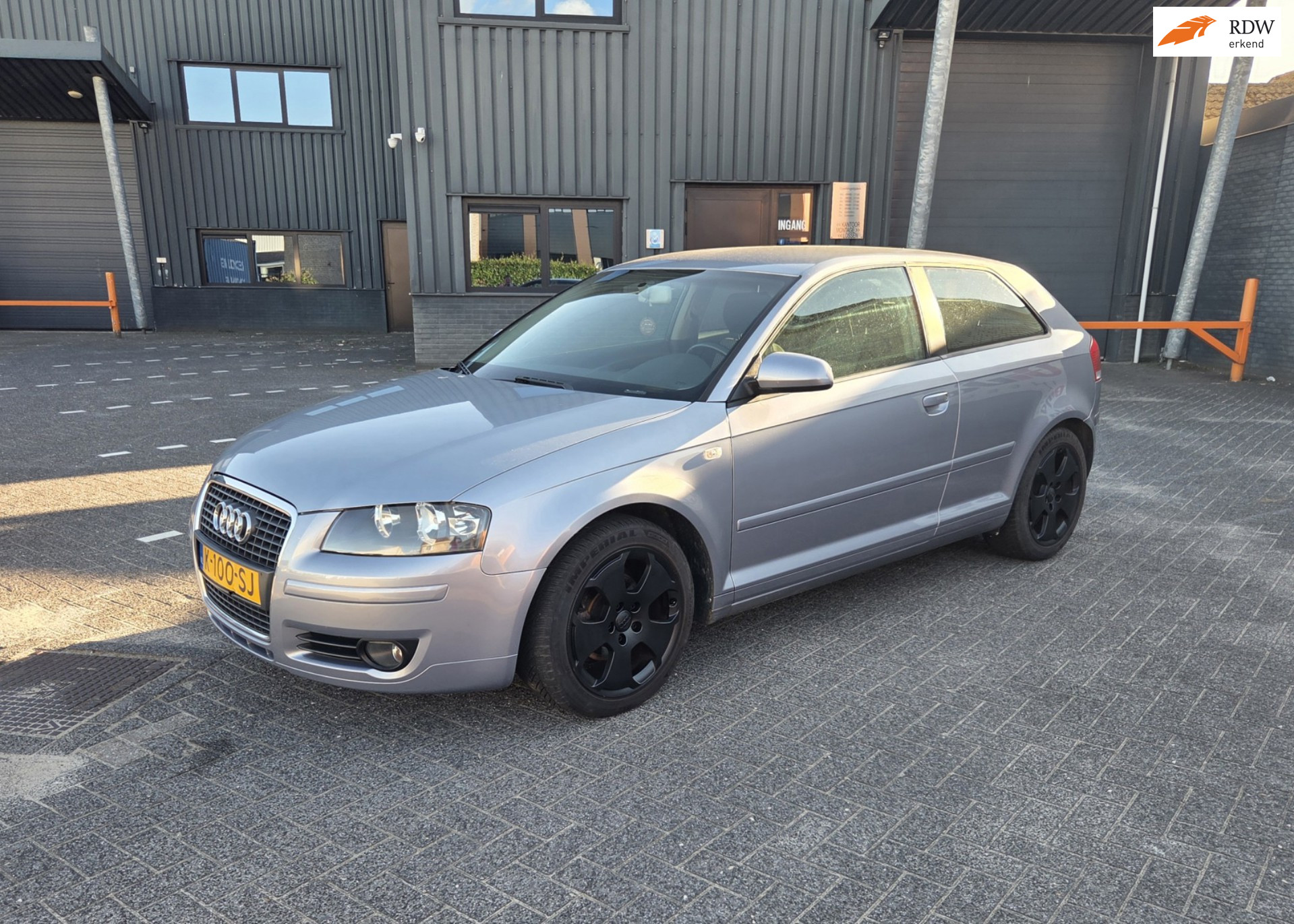 Audi Audi A3 1.6 FSI Attraction Sportback Airco! 2006 - voorkant