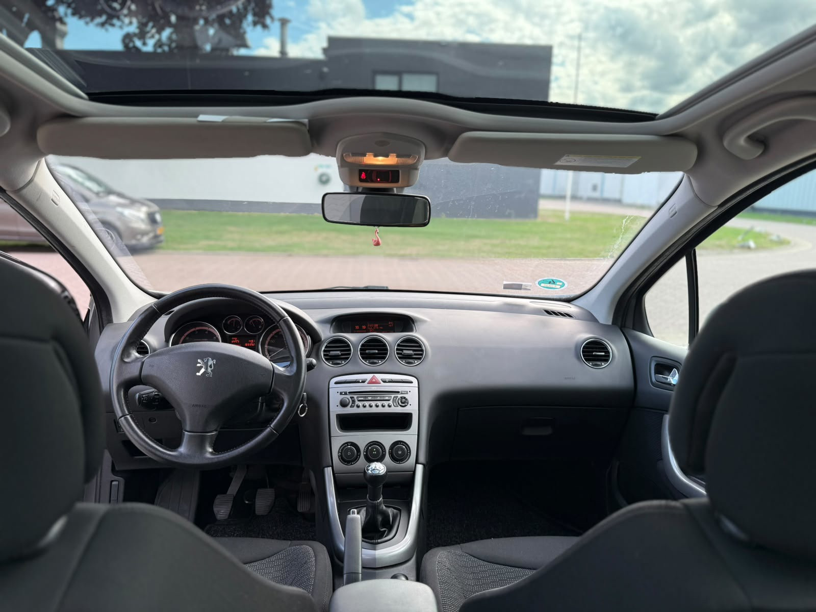 Foto van Peugeot 308 SW