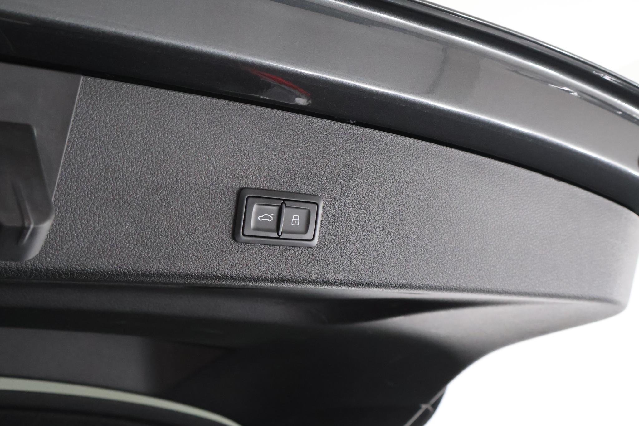 Foto van Audi E-tron S Sportback