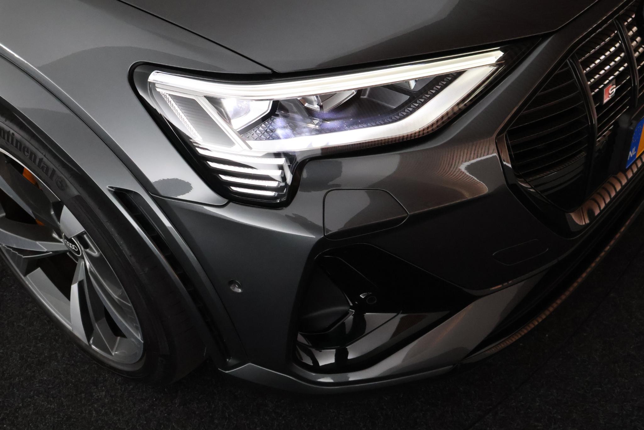 Foto van Audi E-tron S Sportback