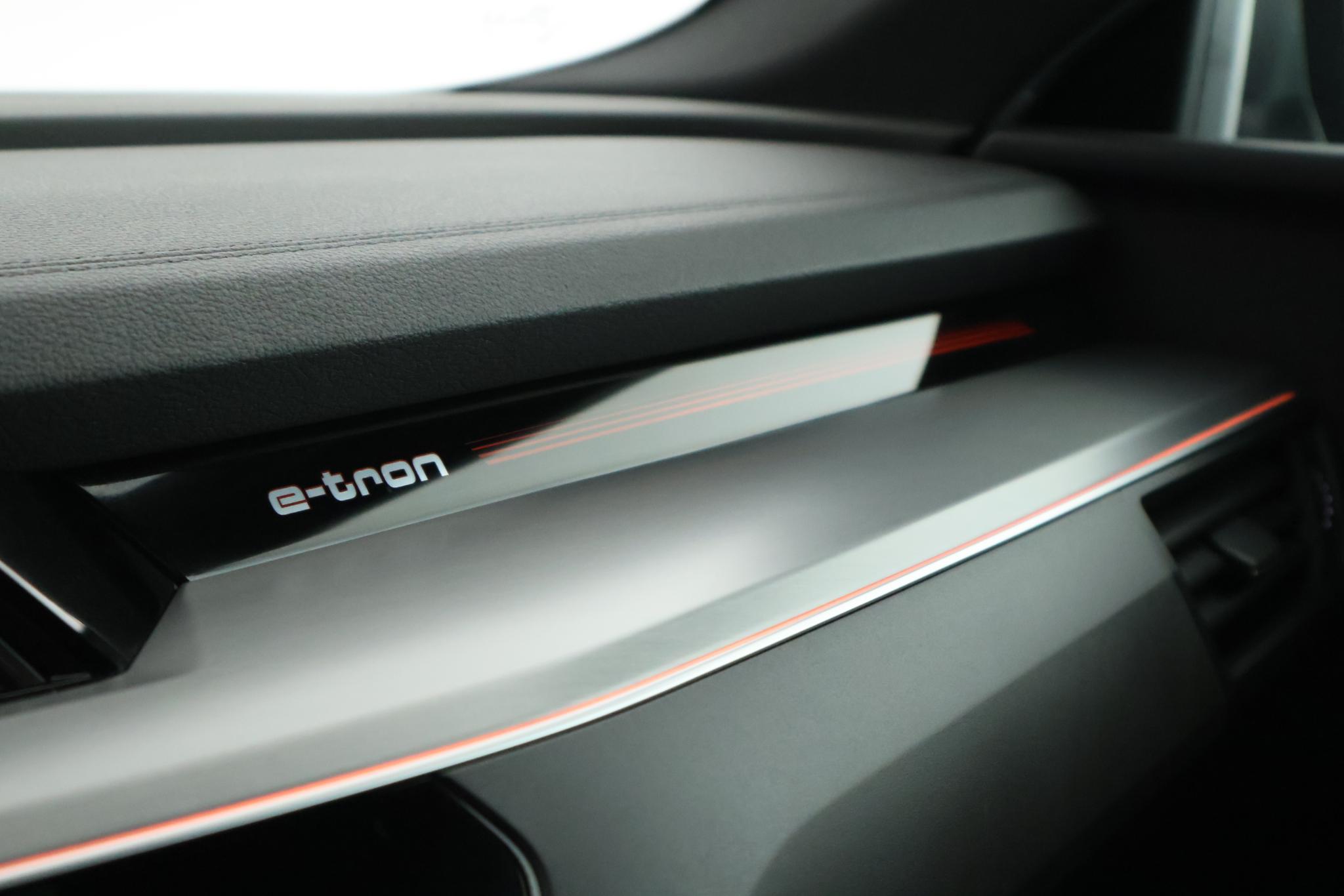Foto van Audi E-tron S Sportback