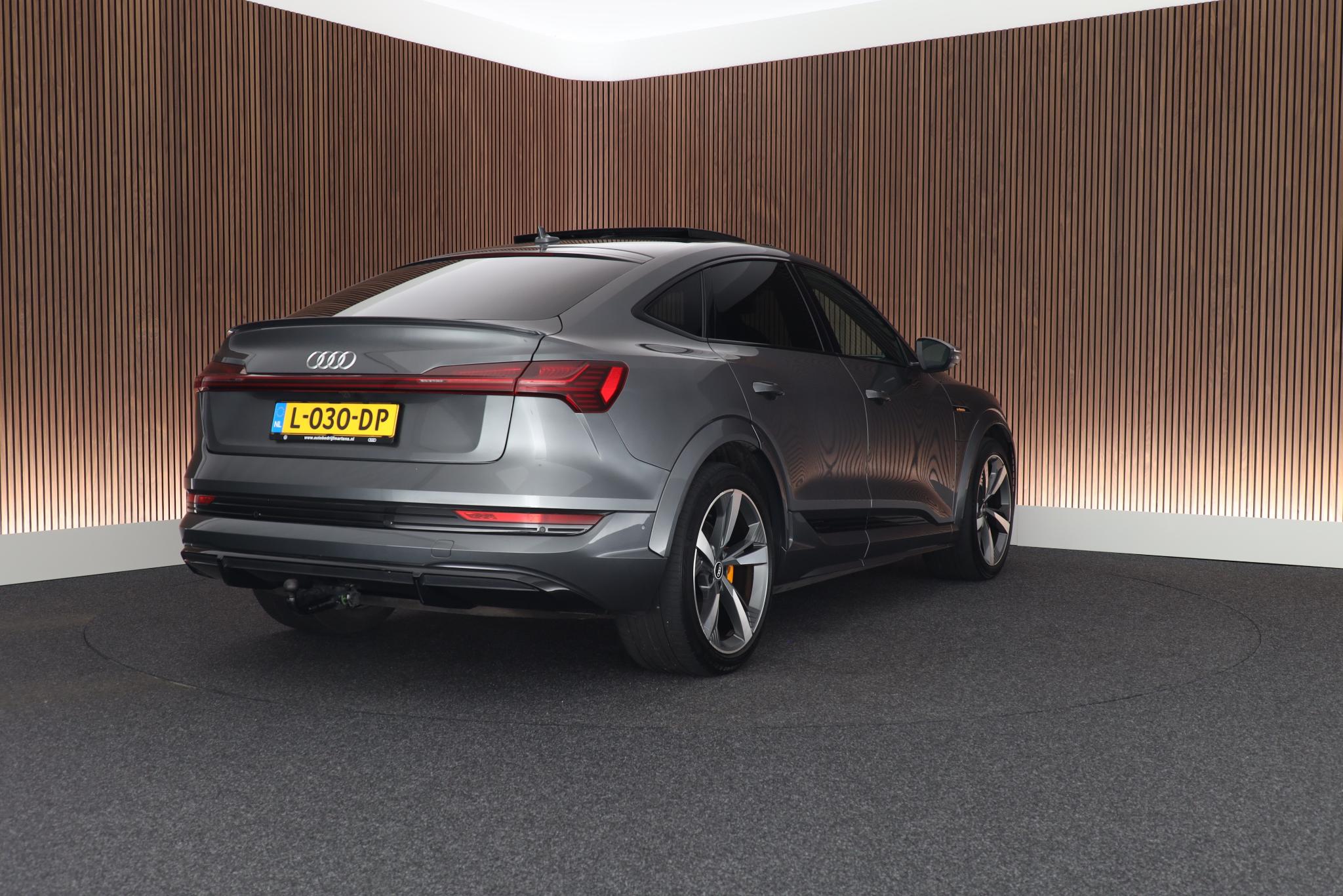 Foto van Audi E-tron S Sportback