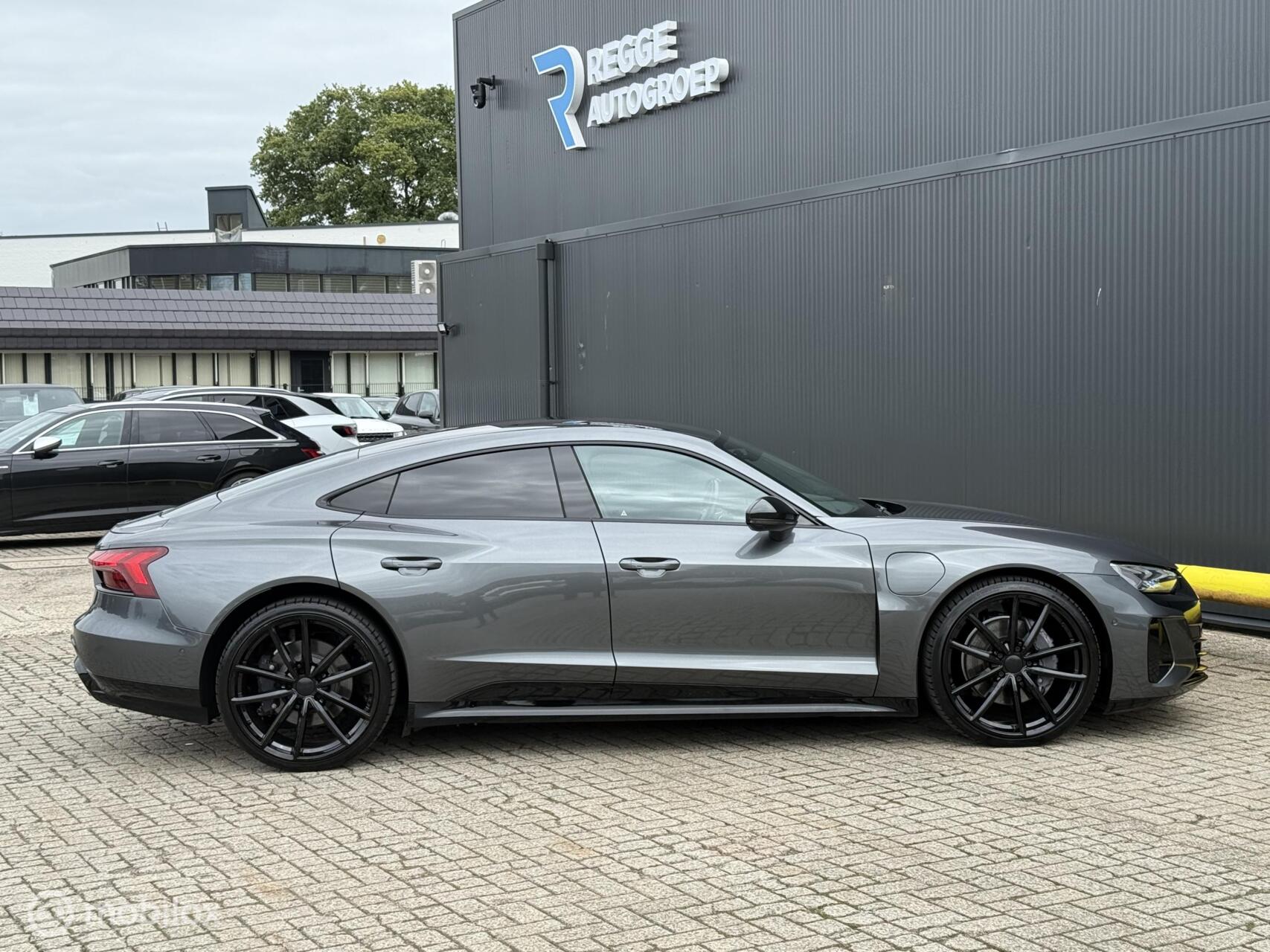Foto van Audi E-tron GT