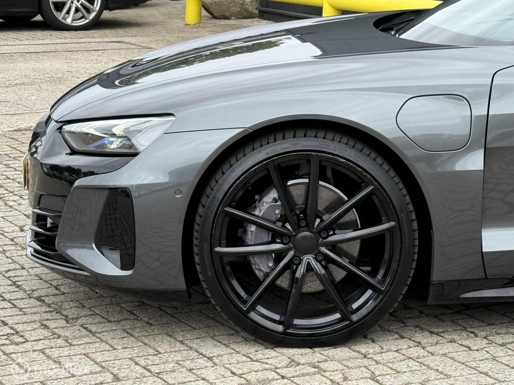 Foto van Audi E-tron GT