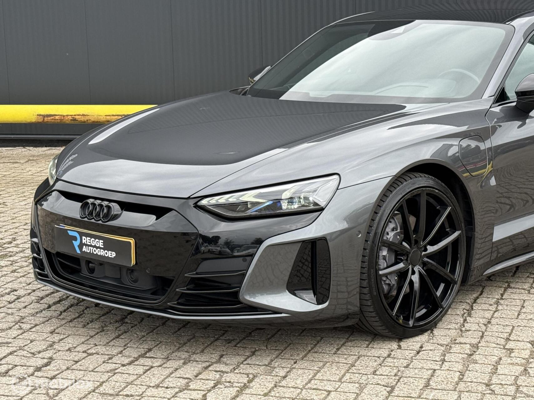 Foto van Audi E-tron GT