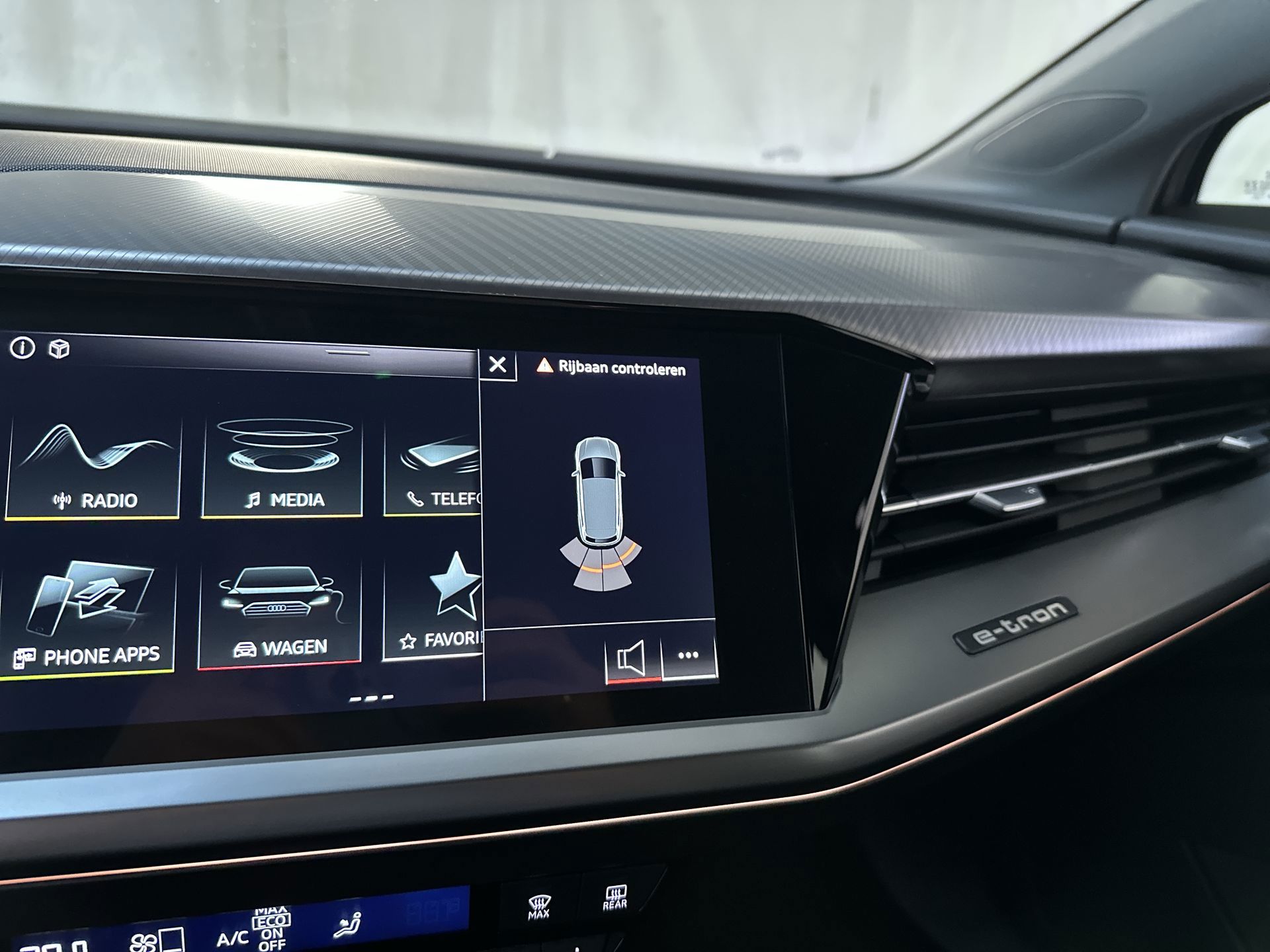 Foto van Audi Q4 40 E-tron