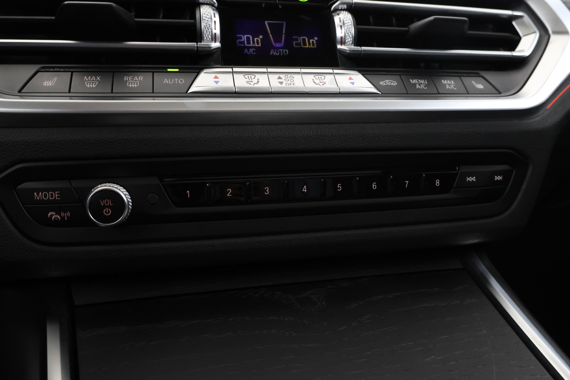 Foto van BMW 330e xDrive