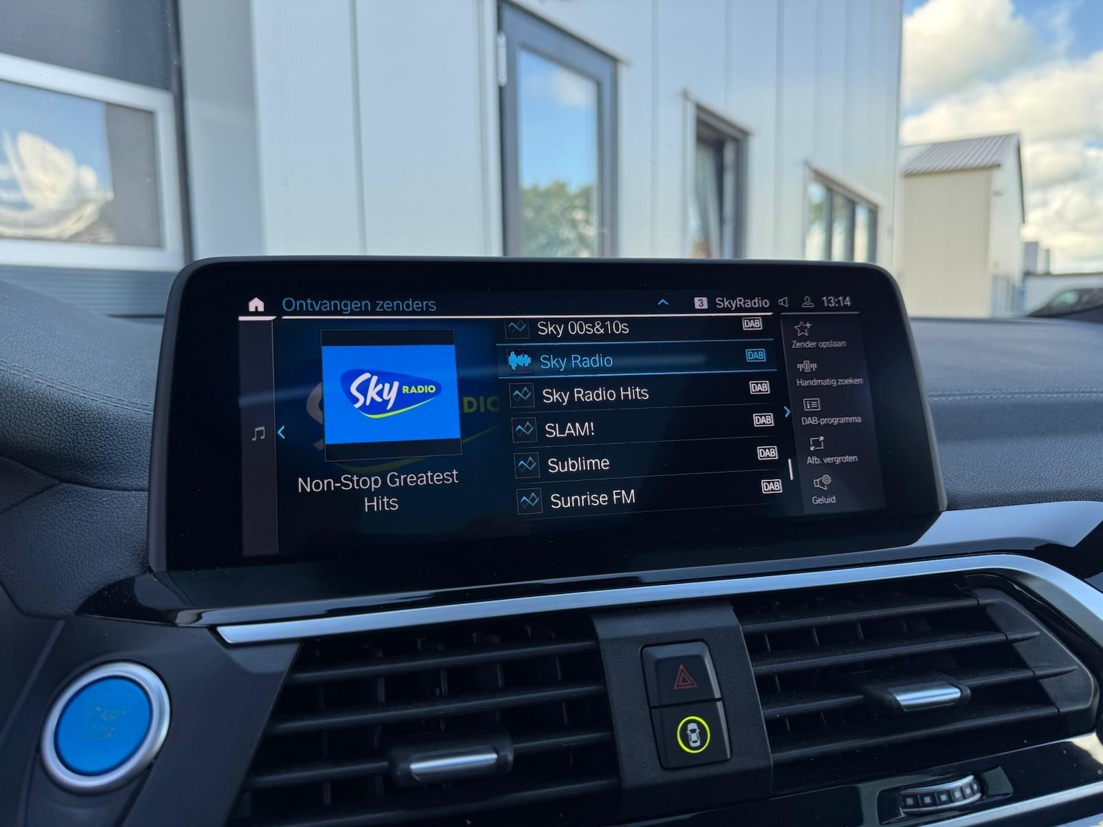 Foto van BMW Ix3