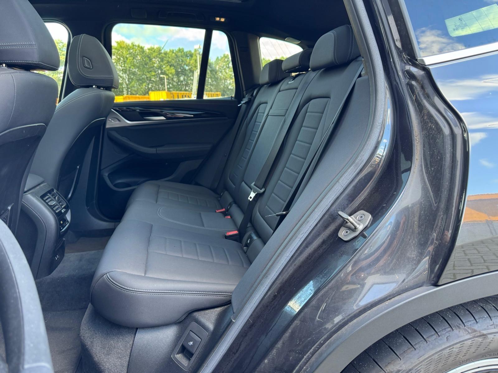 Foto van BMW Ix3