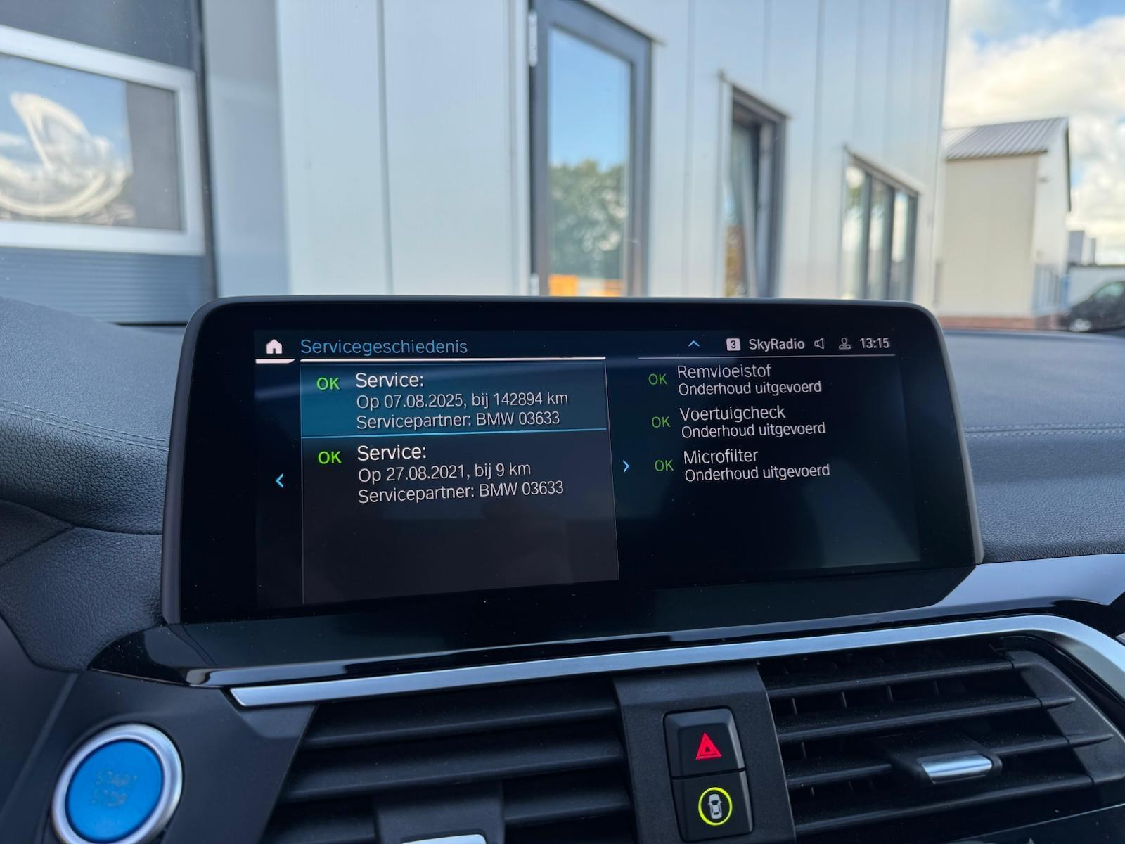 Foto van BMW Ix3