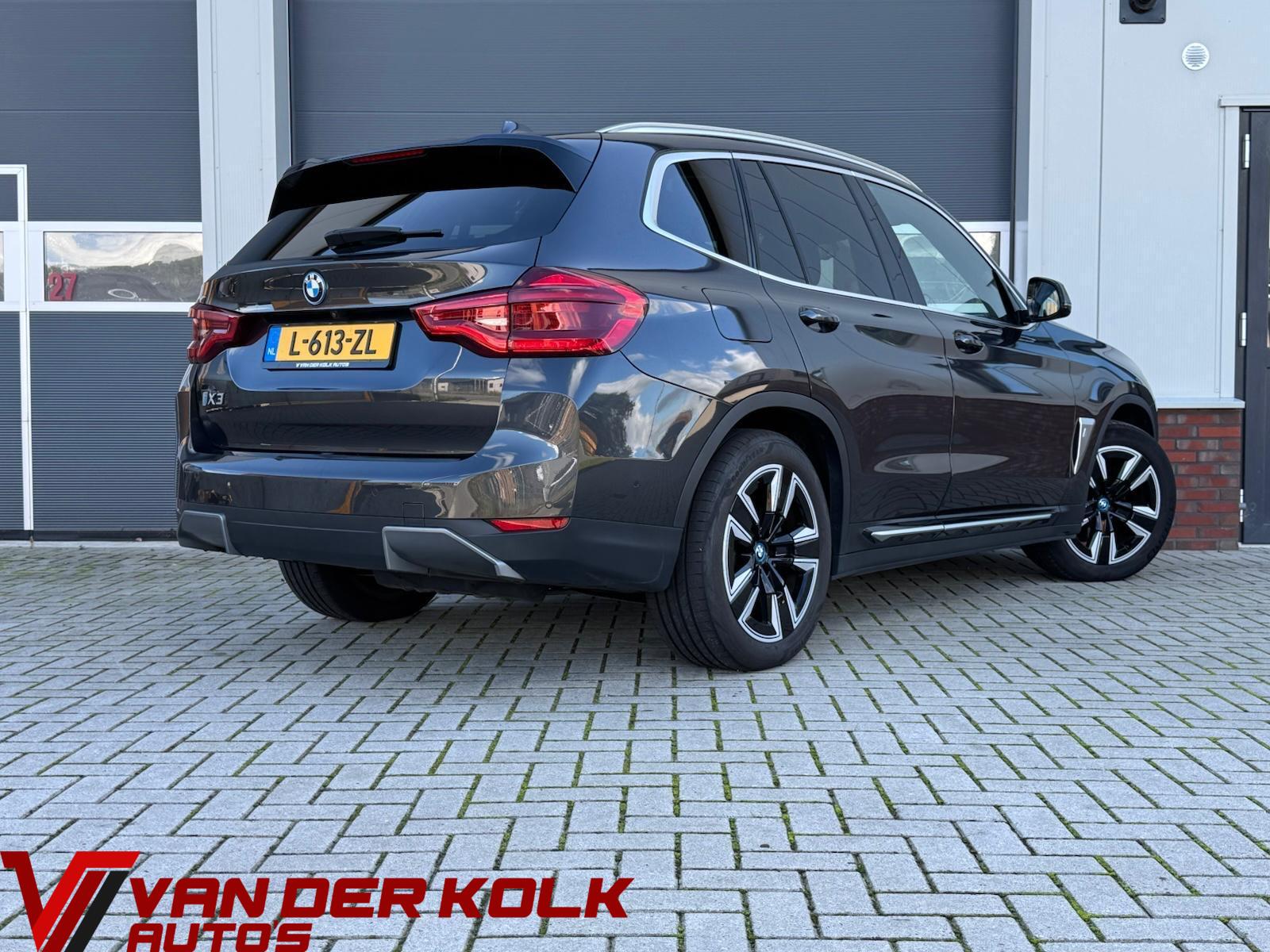Foto van BMW Ix3