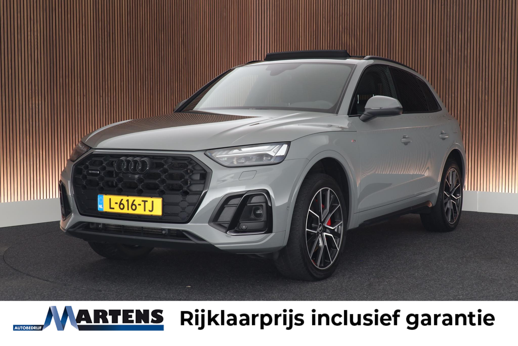 Audi Q5 50 TFSI E 50 TFSIe 299pk S edition 2021 - voorkant