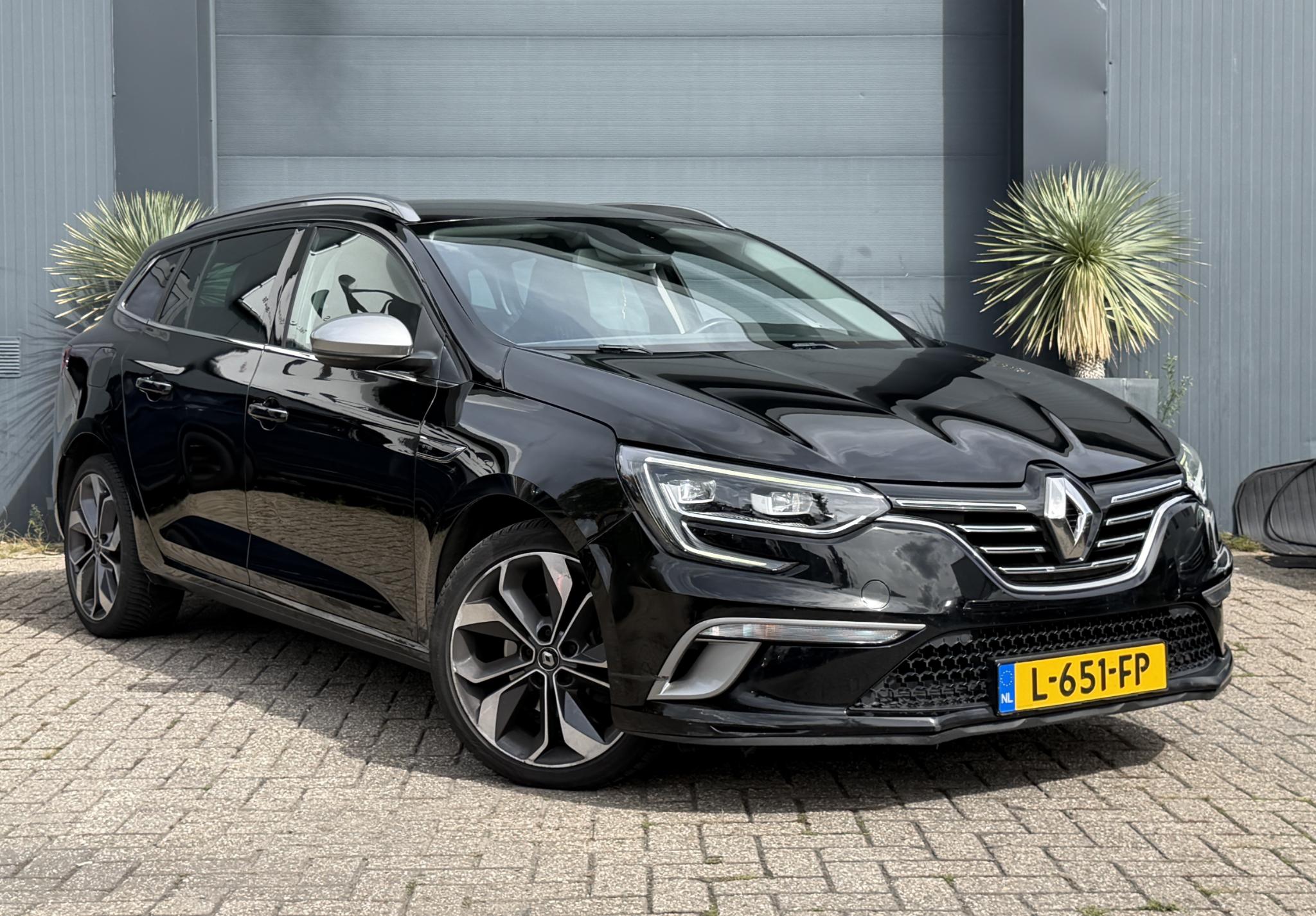 Renault Megane 1.3 TCe GT-Line 2020 - voorkant