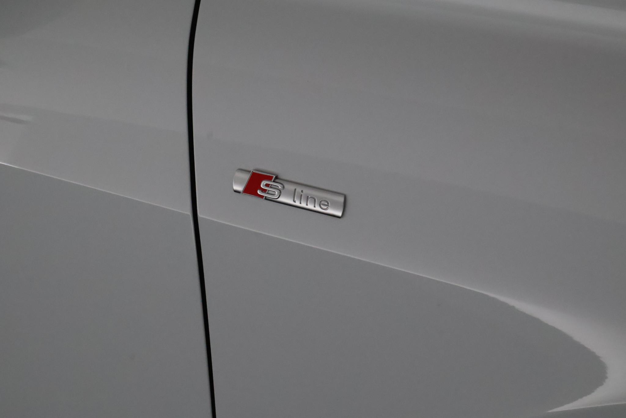 Foto van Audi Q4 40 E-tron