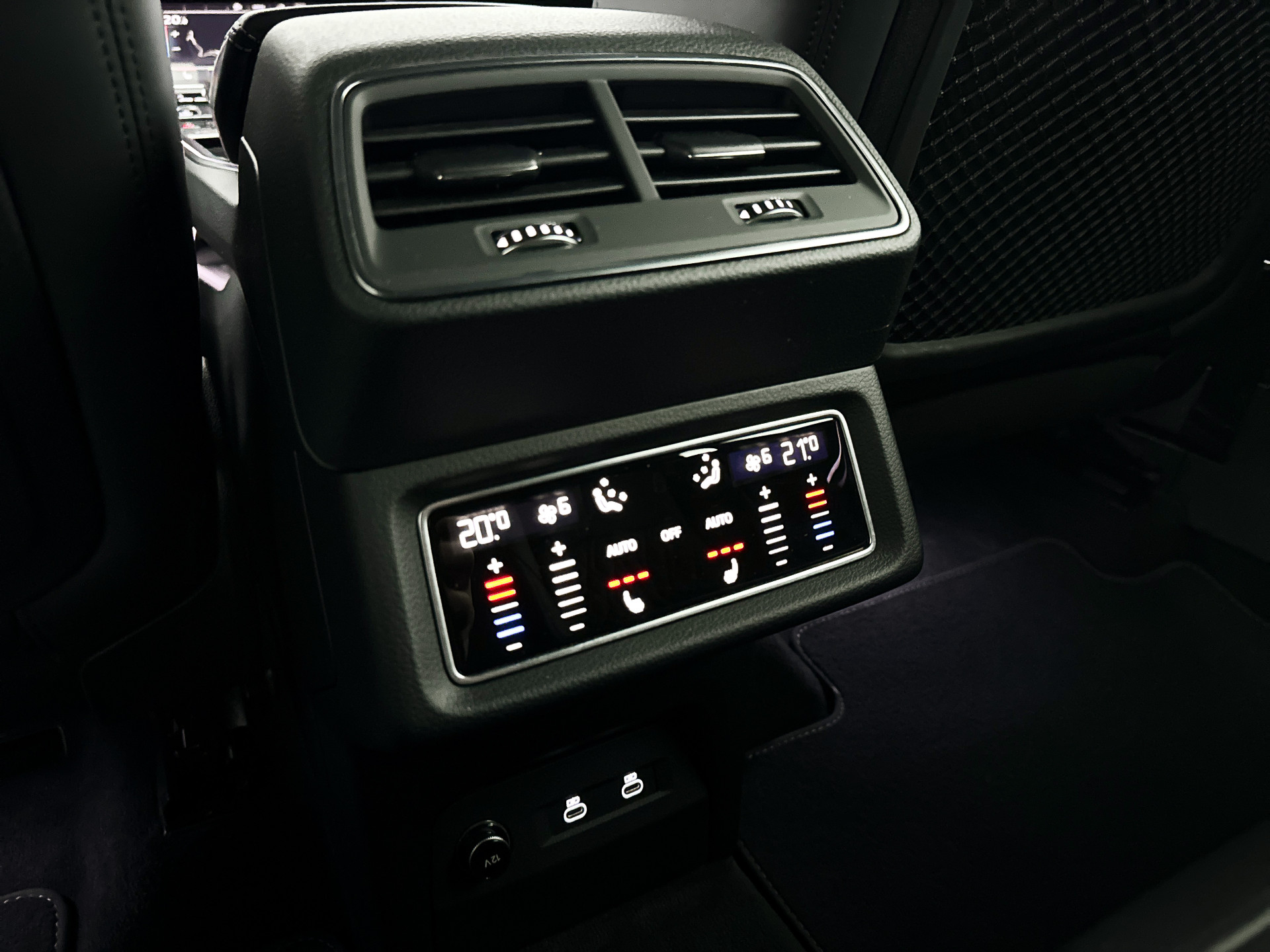 Foto van Audi E-tron 55