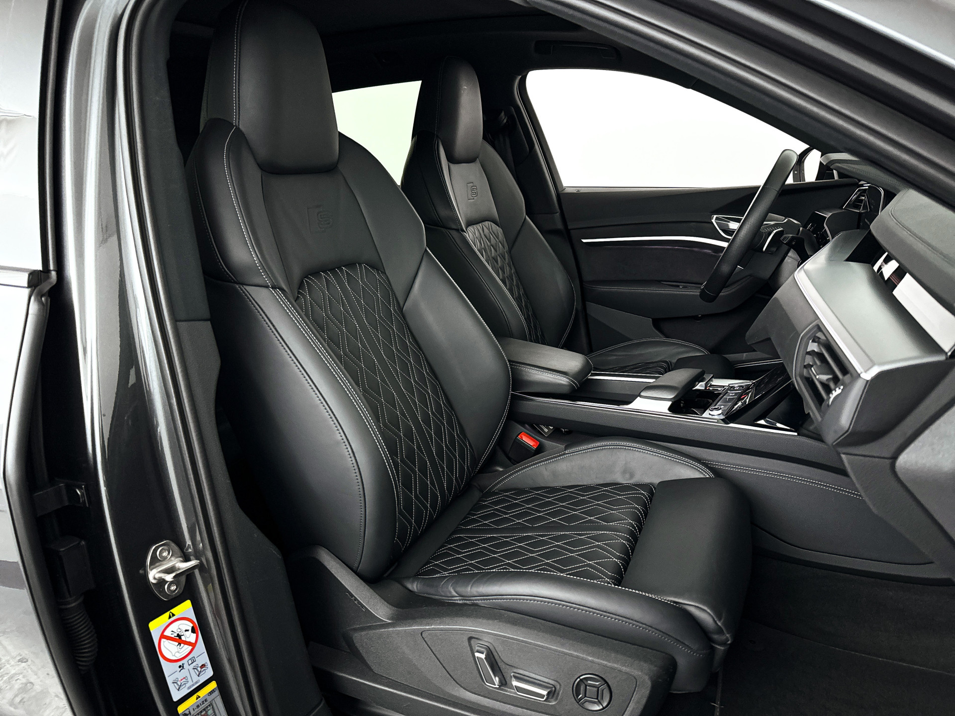 Foto van Audi E-tron 55