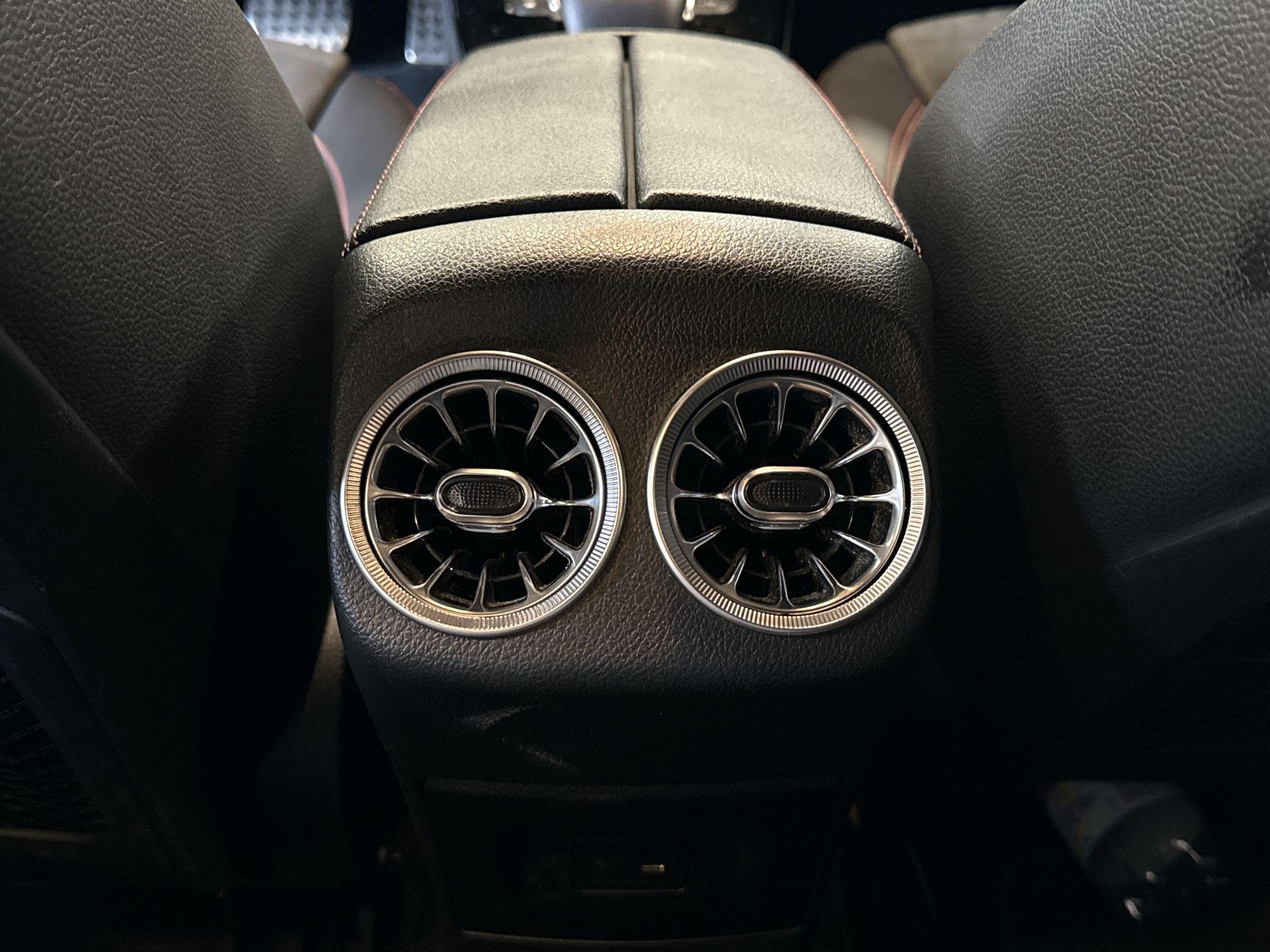 Foto van Mercedes-Benz A 200