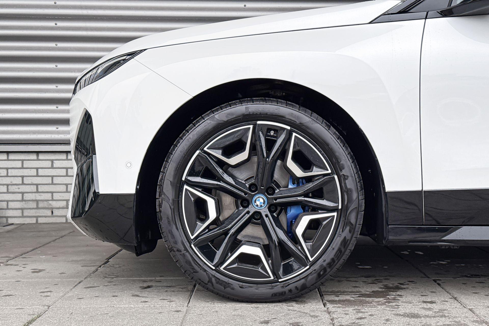 Foto van BMW Ix Xdrive40