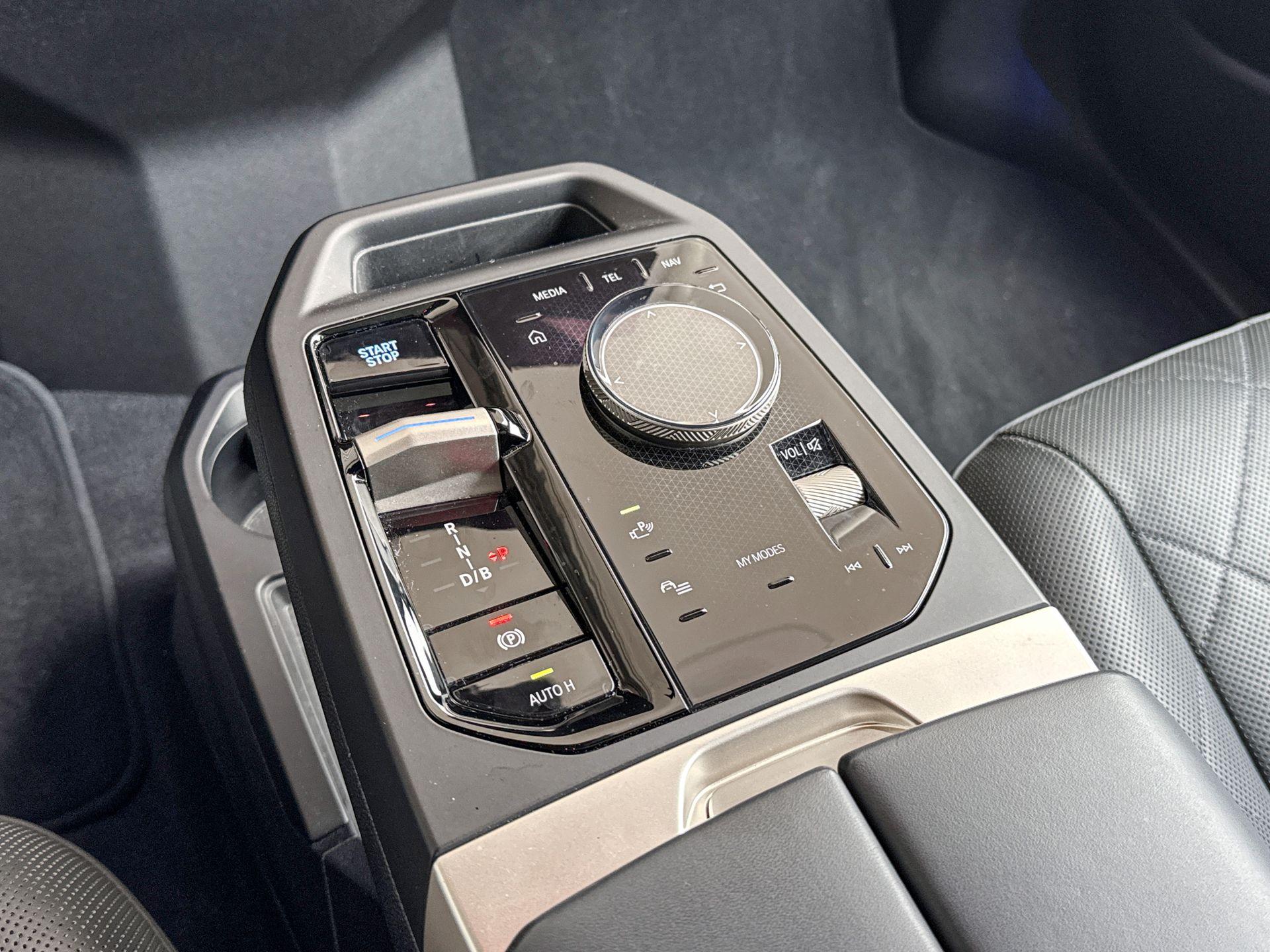 Foto van BMW Ix Xdrive40