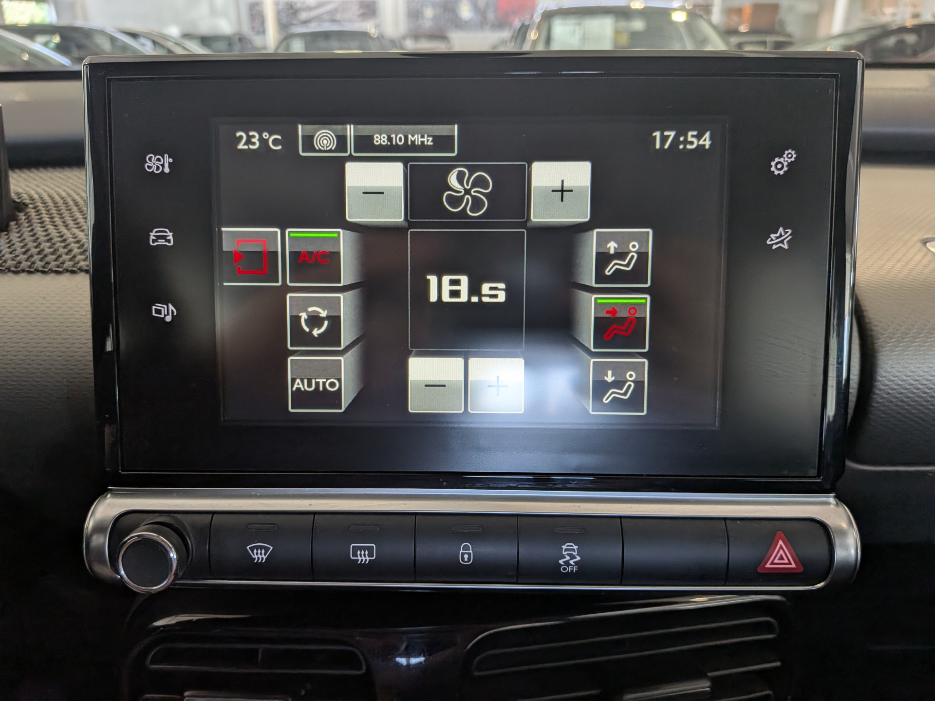Foto van Citroen C4 Cactus