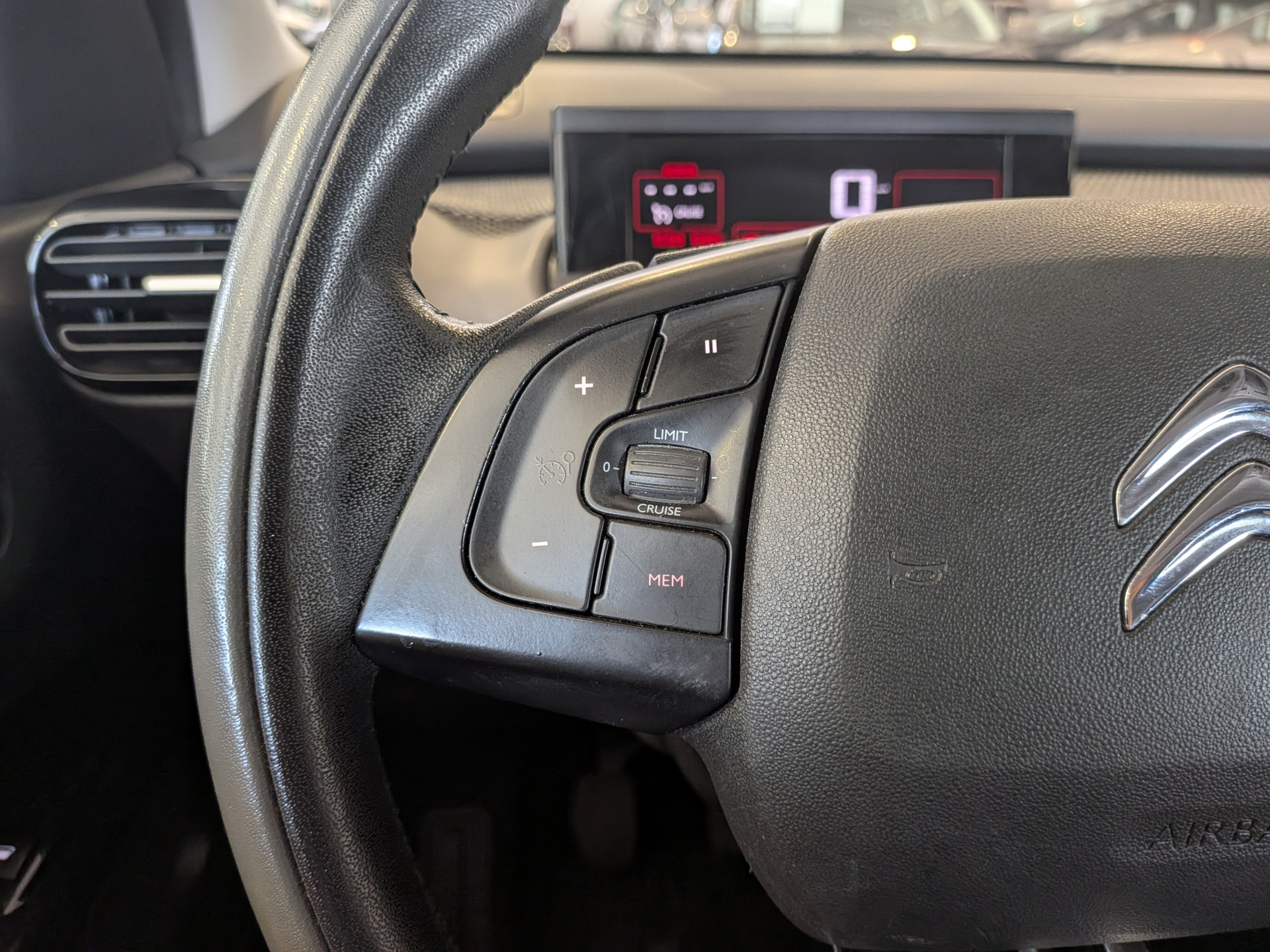 Foto van Citroen C4 Cactus
