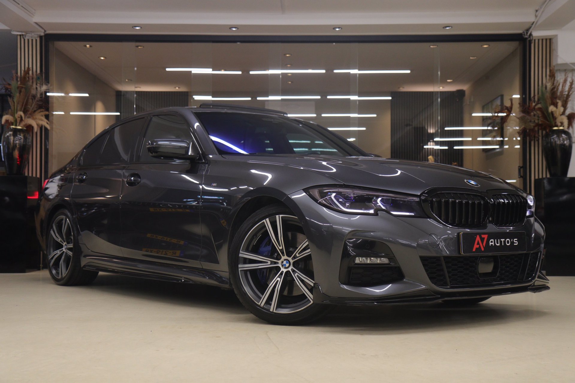 Foto van BMW 330i