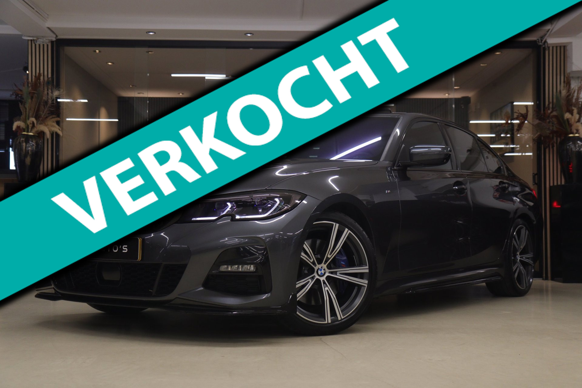 BMW 330i 330i High Executive M PAKKET /LASER/PANO/SFEER/HUD/H-K/VOL 2019 - voorkant