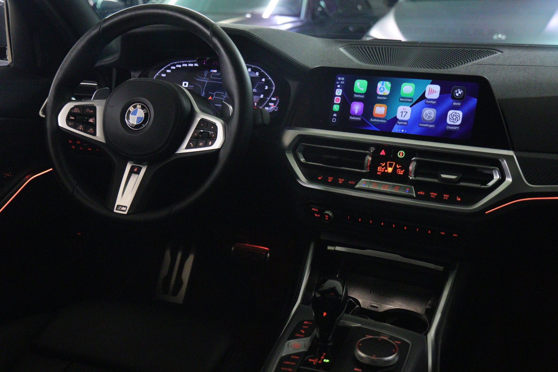 Foto van BMW 330i