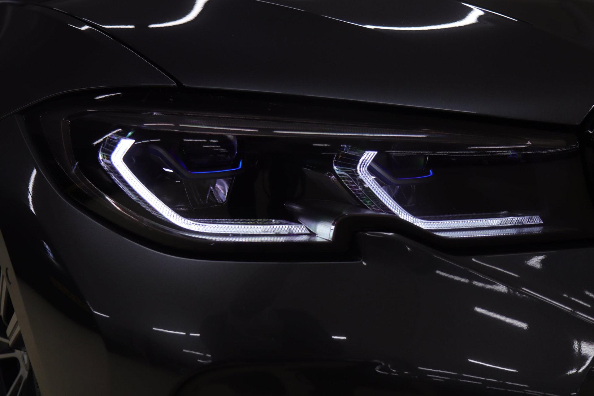 Foto van BMW 330i