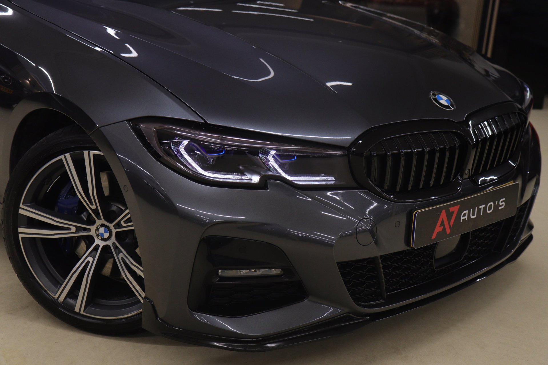 Foto van BMW 330i