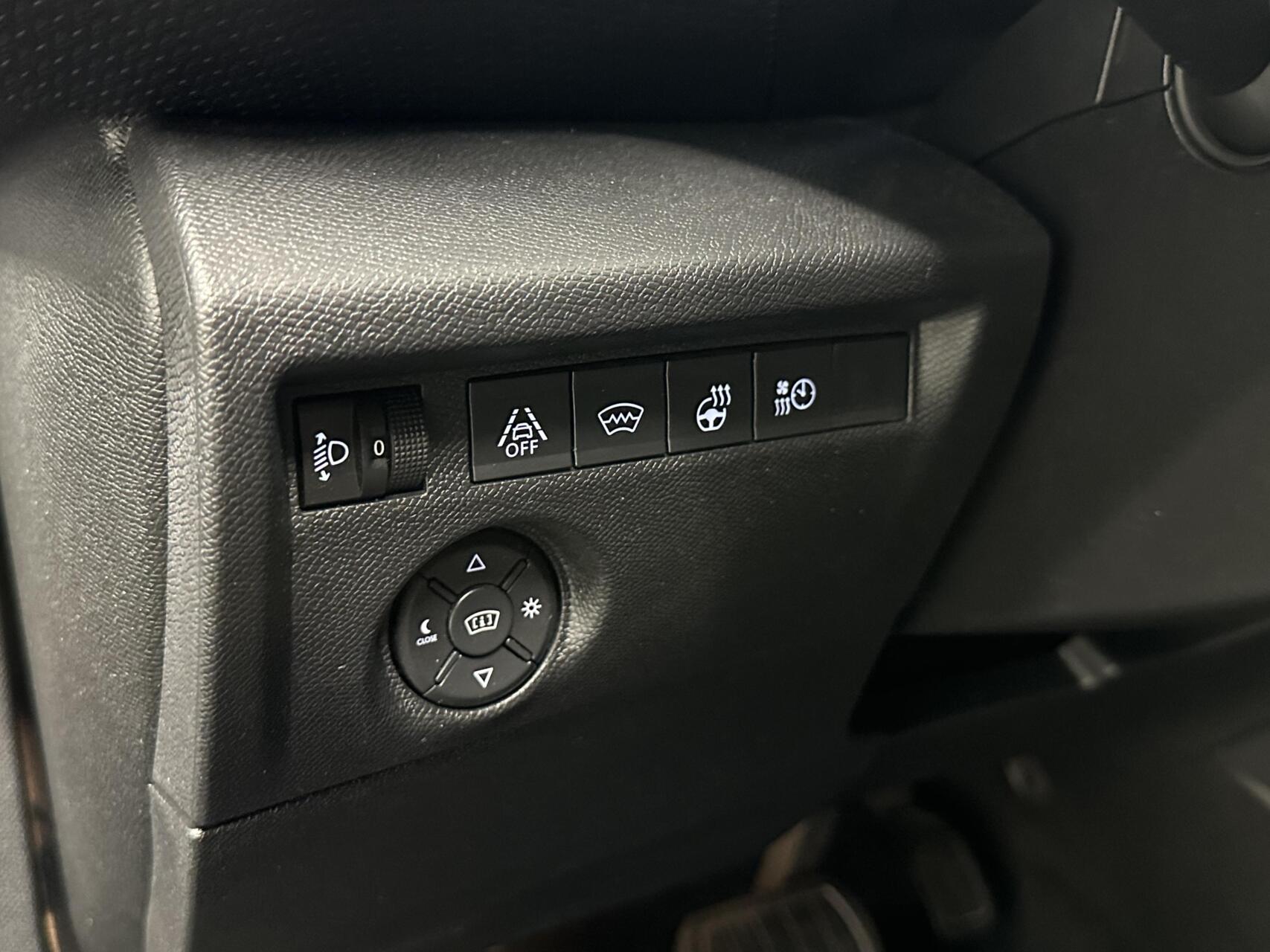 Foto van Citroen E-c4