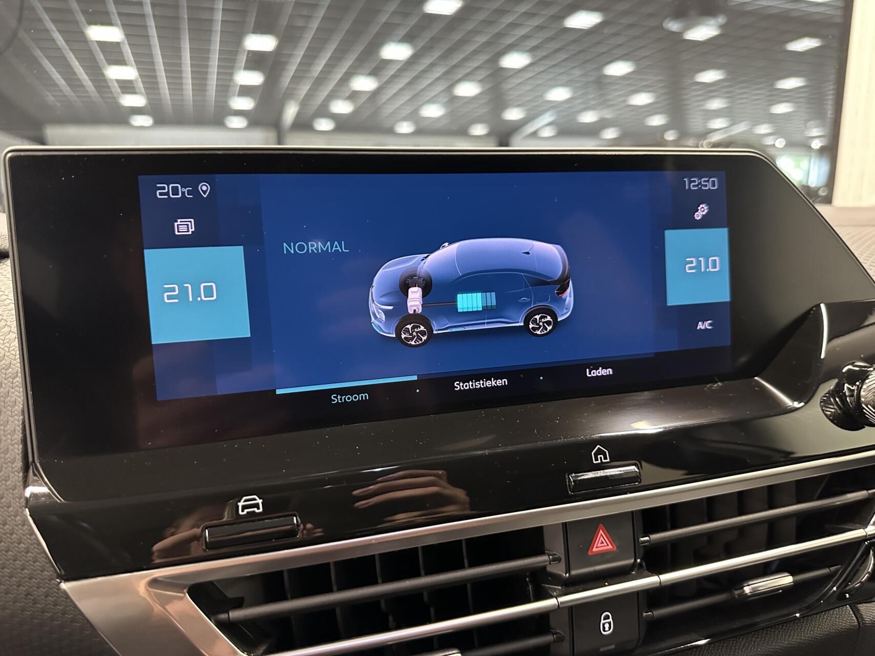 Foto van Citroen E-c4