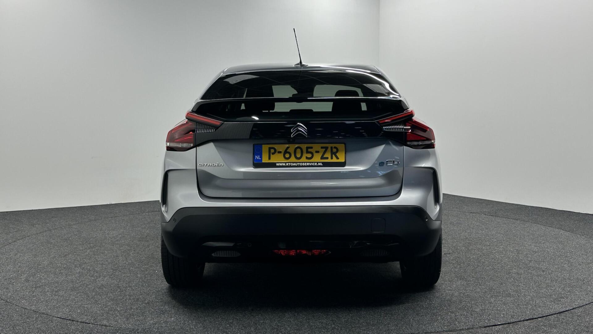 Foto van Citroen E-c4