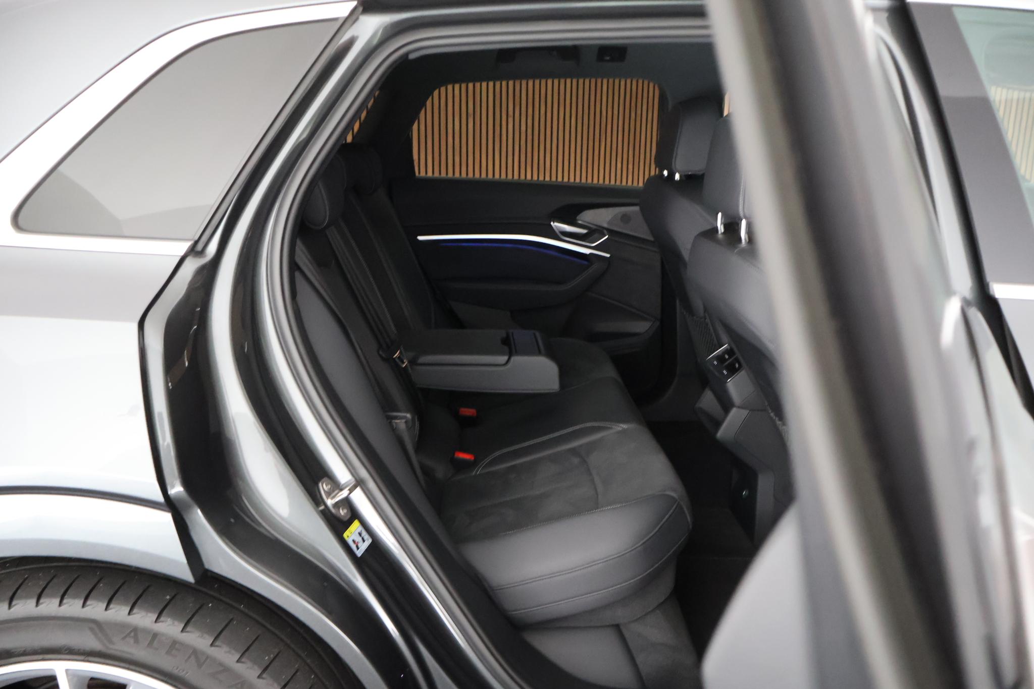 Foto van Audi E-tron 55