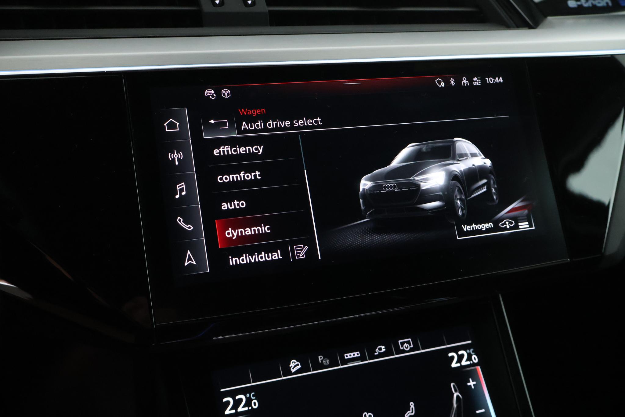 Foto van Audi E-tron 55