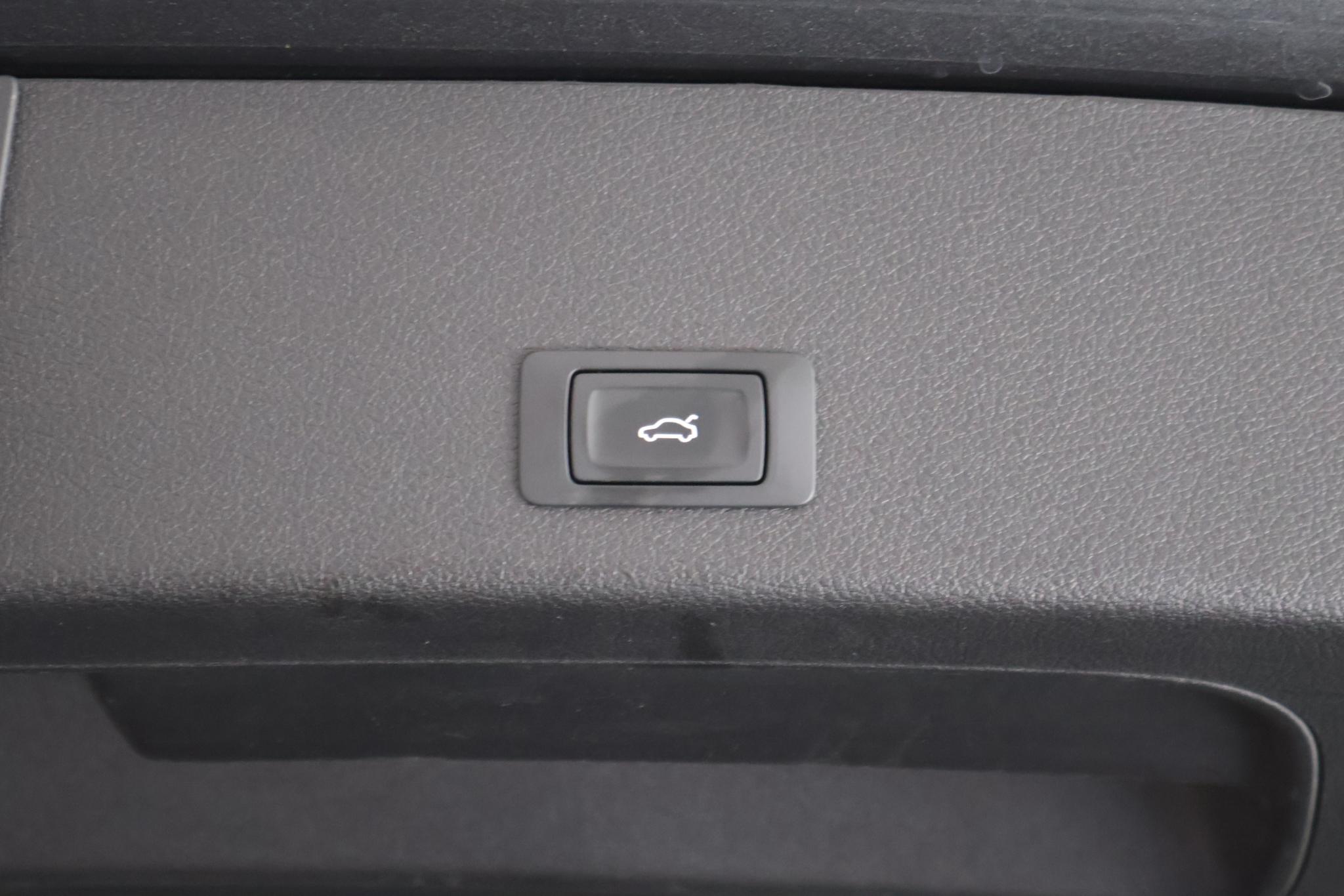 Foto van Audi E-tron 55