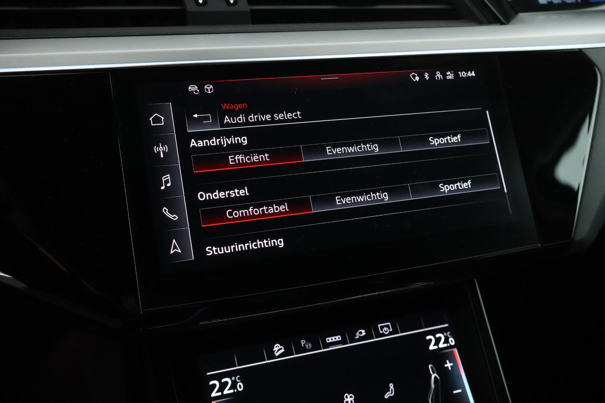 Foto van Audi E-tron 55