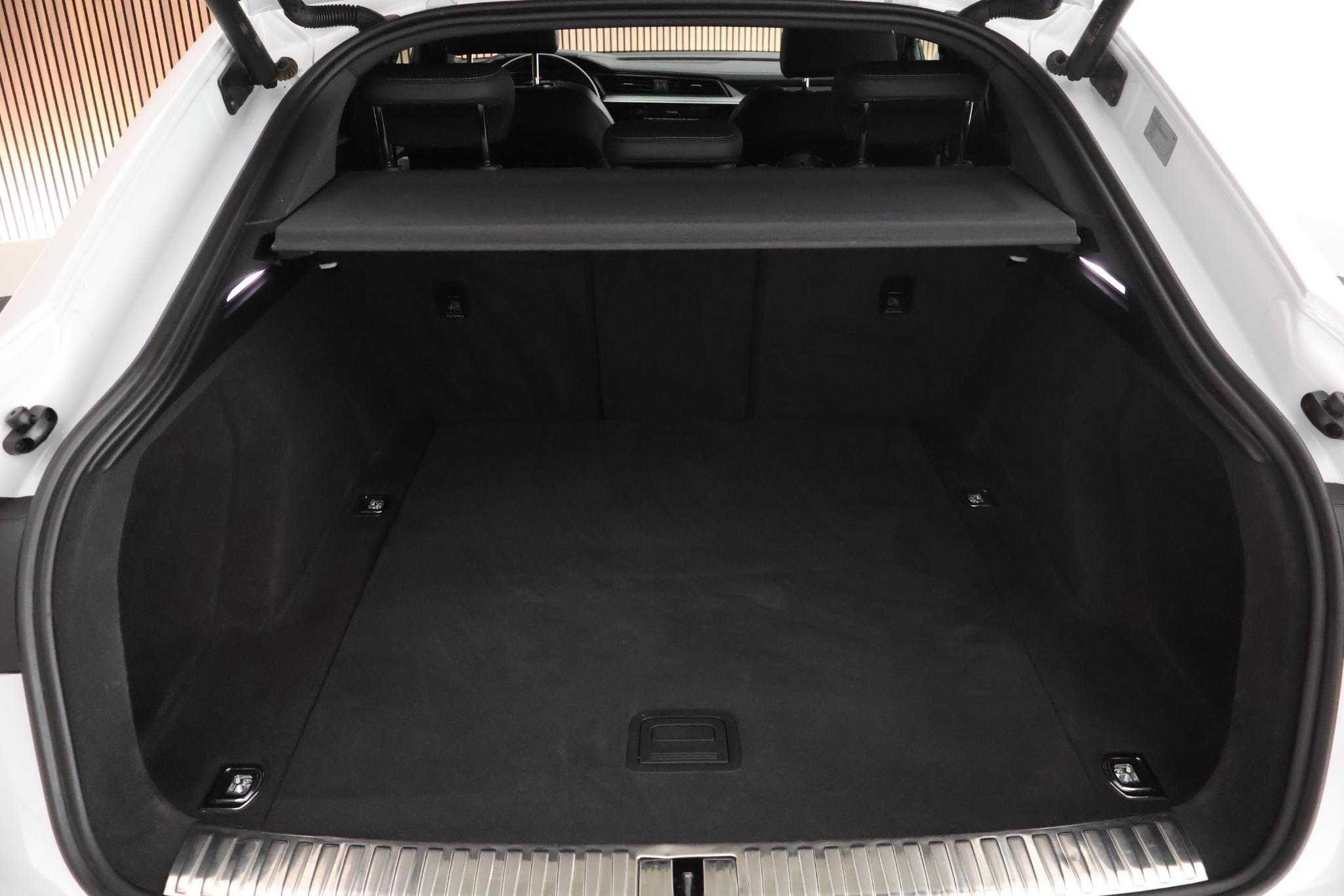 Foto van Audi E-tron Sportback 55