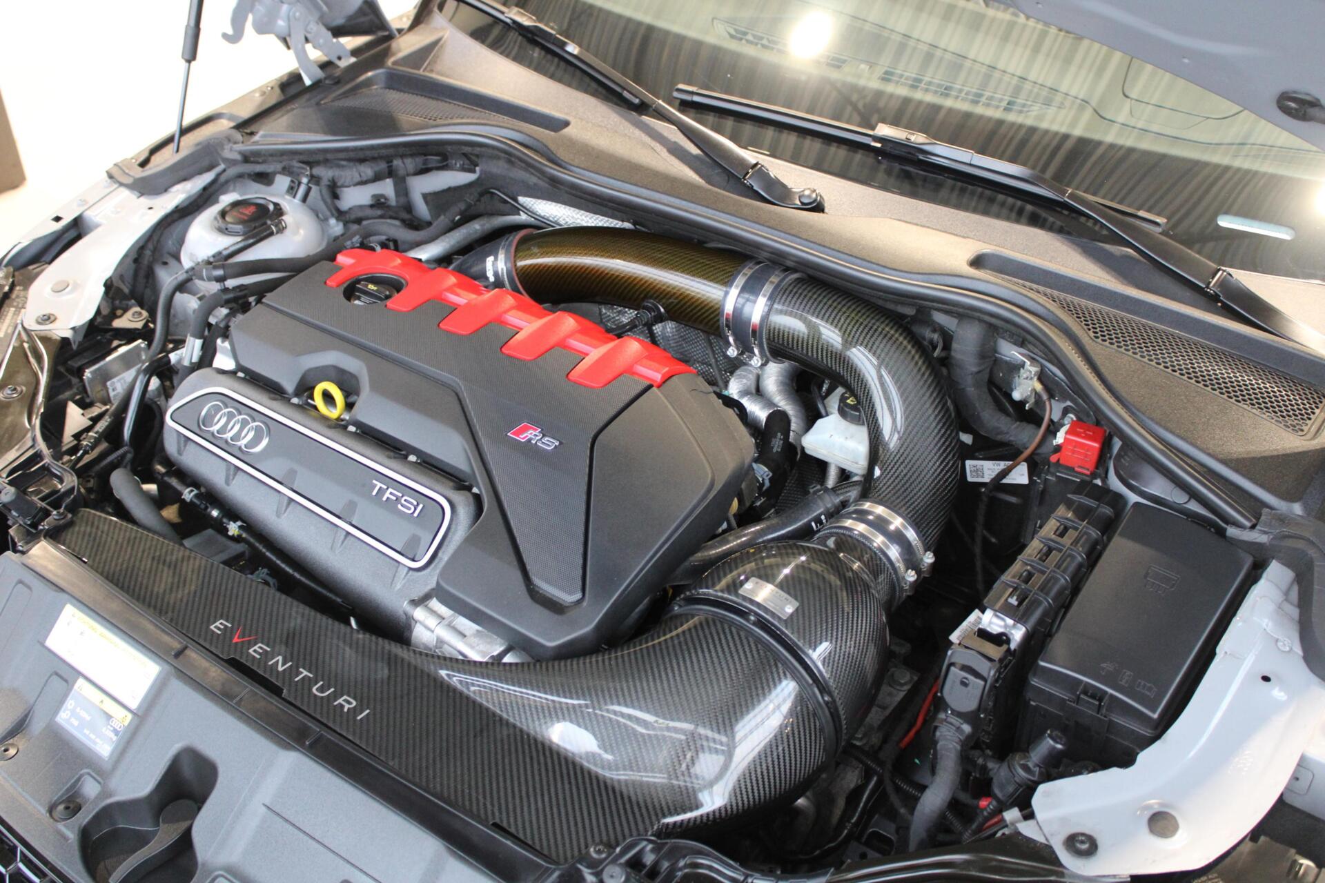 Foto van Audi TT RS Roadster