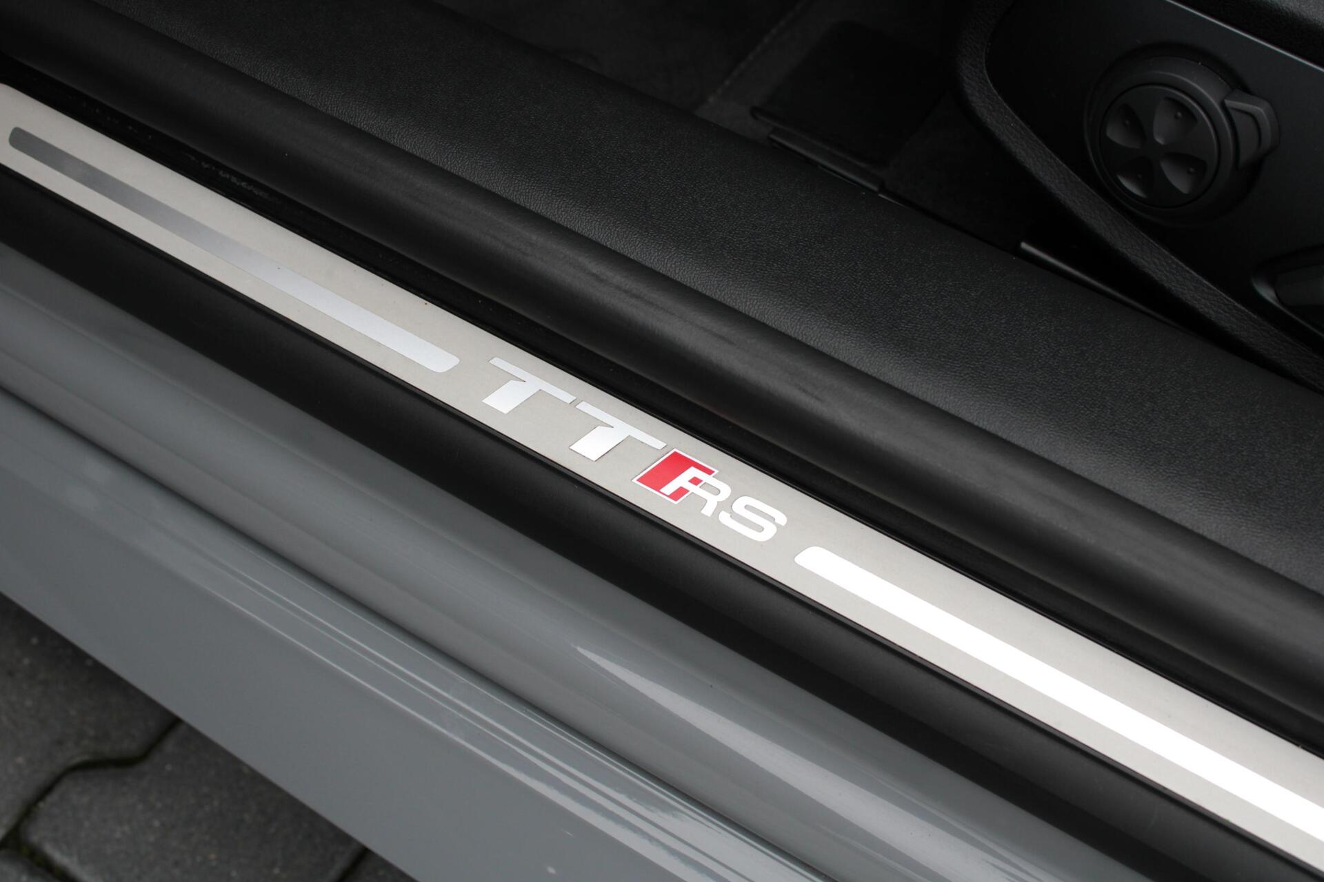 Foto van Audi TT RS Roadster