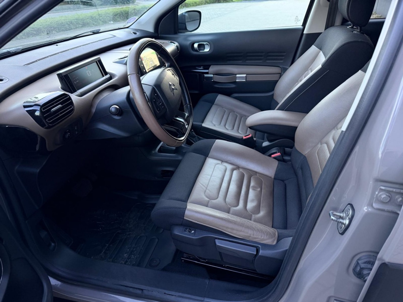 Foto van Citroen C4 Cactus