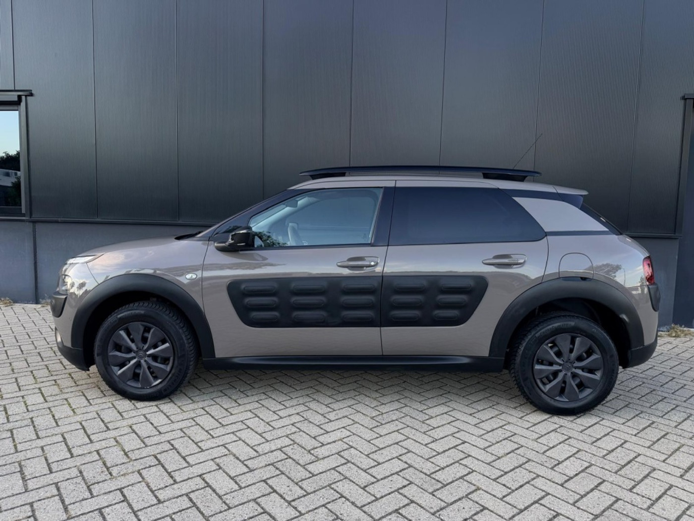 Foto van Citroen C4 Cactus